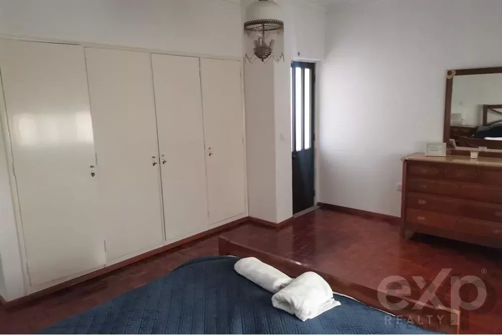 T5 House in Charneca da Caparica – Operational with Licence, AL 86151267 image 16