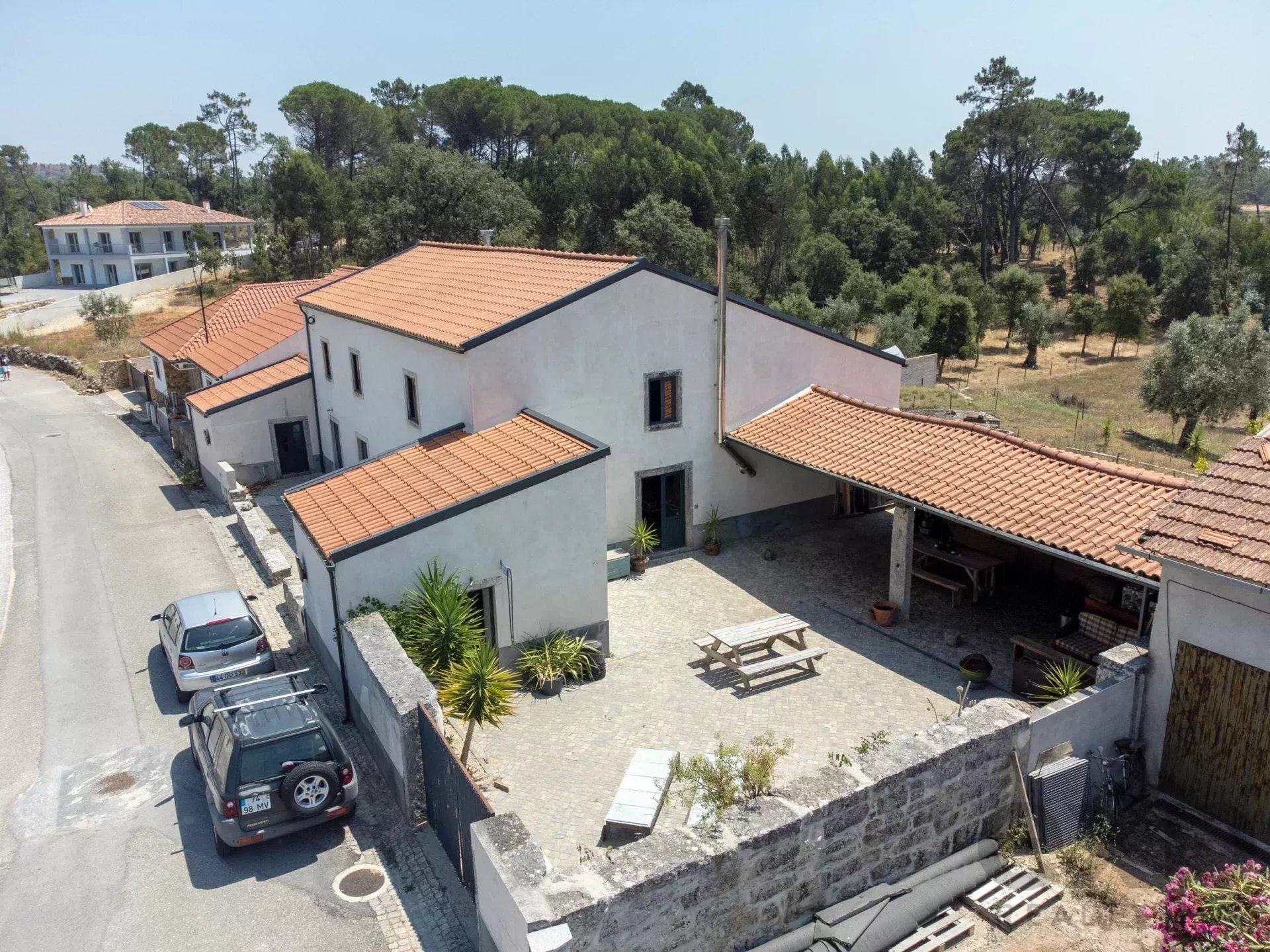 Casa de hóspedes restaurada com 200 anos, com estúdio de arte, cervejaria artesanal e licença AL registrada