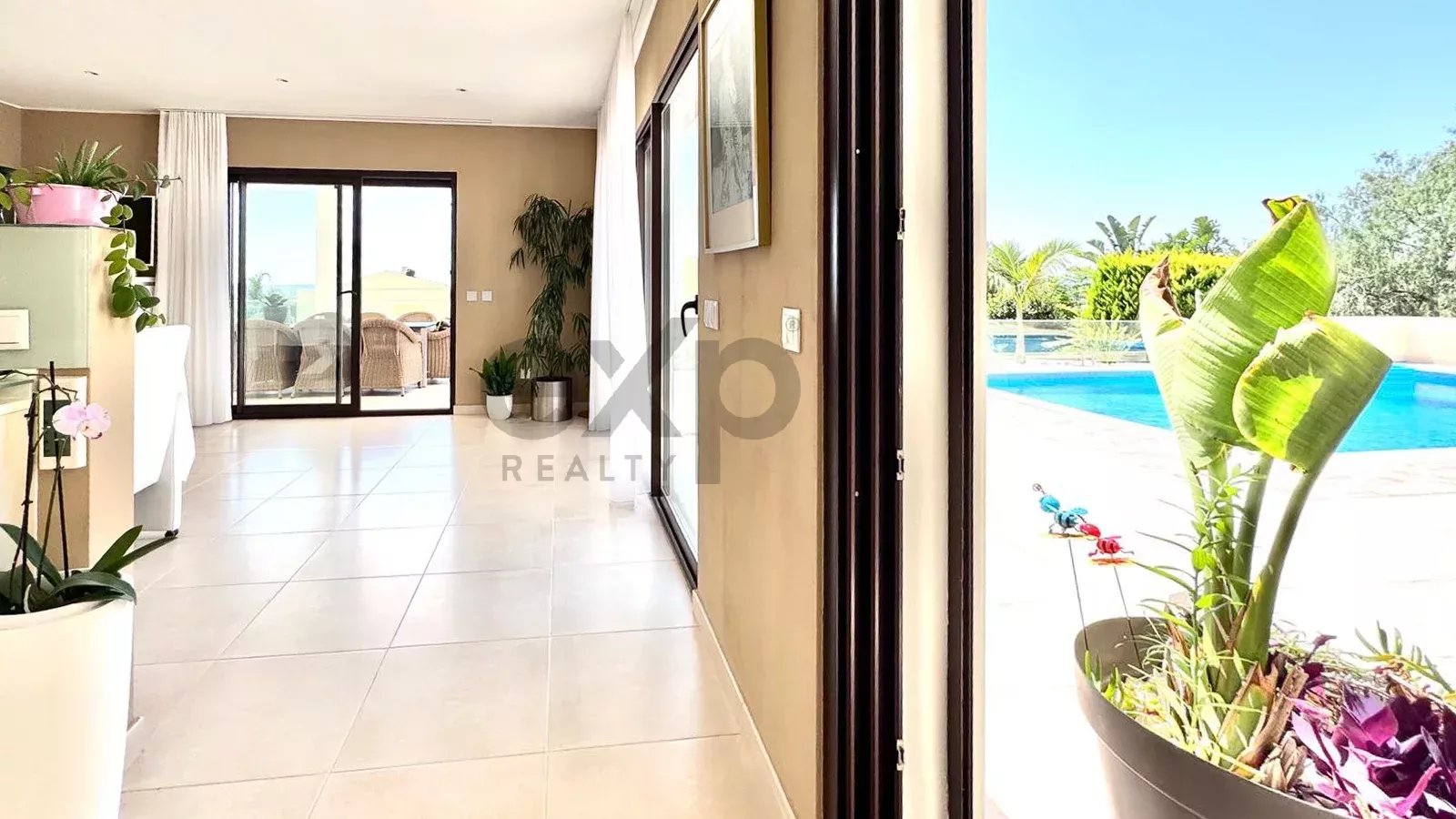 Luxury T4 Residence of 437 m² with Swimming Pool, Mexilhoeira Grande, Portimão 86156461 image 34