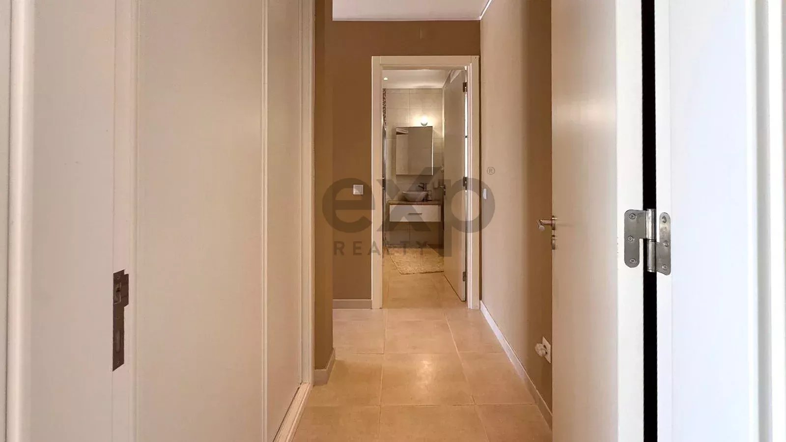 Luxury T4 Residence of 437 m² with Swimming Pool, Mexilhoeira Grande, Portimão 86156461 image 19