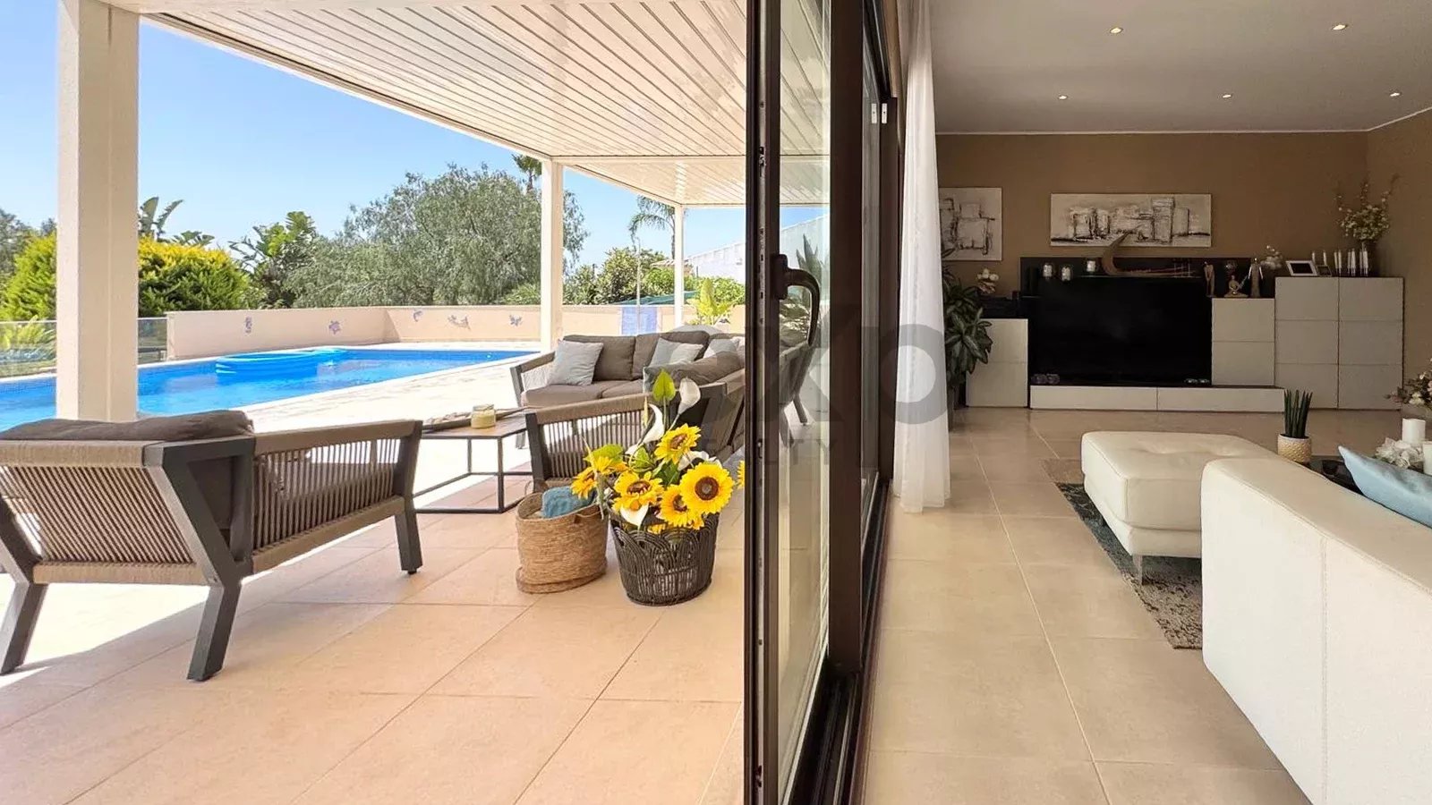Luxury T4 Residence of 437 m² with Swimming Pool, Mexilhoeira Grande, Portimão 86156461 image 13