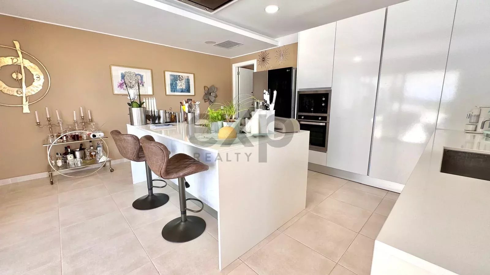 Luxury T4 Residence of 437 m² with Swimming Pool, Mexilhoeira Grande, Portimão 86156461 image 28