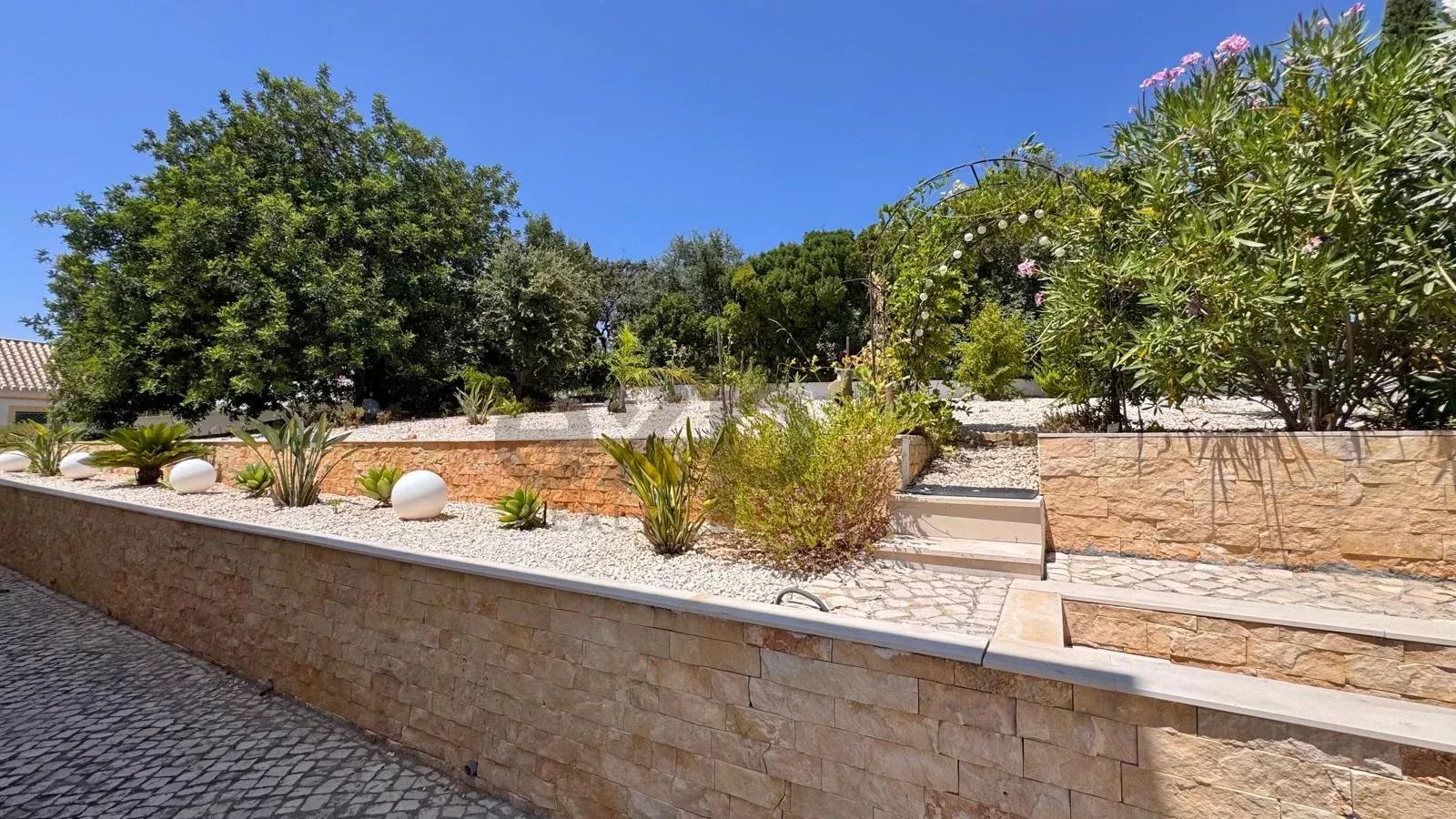 Luxury T4 Residence of 437 m² with Swimming Pool, Mexilhoeira Grande, Portimão 86156461 image 81