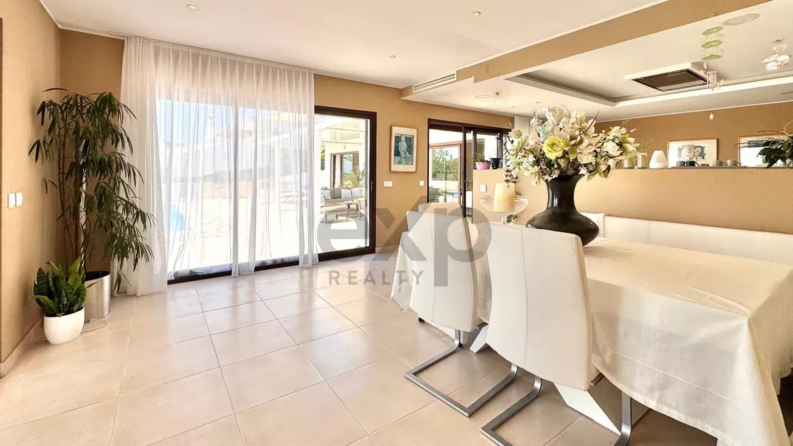 Luxury T4 Residence of 437 m² with Swimming Pool, Mexilhoeira Grande, Portimão 86156461 image 36