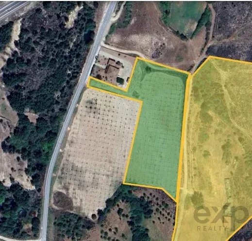 Terreno de 2145 m² em Valtorno e Mourão, Vila Flor