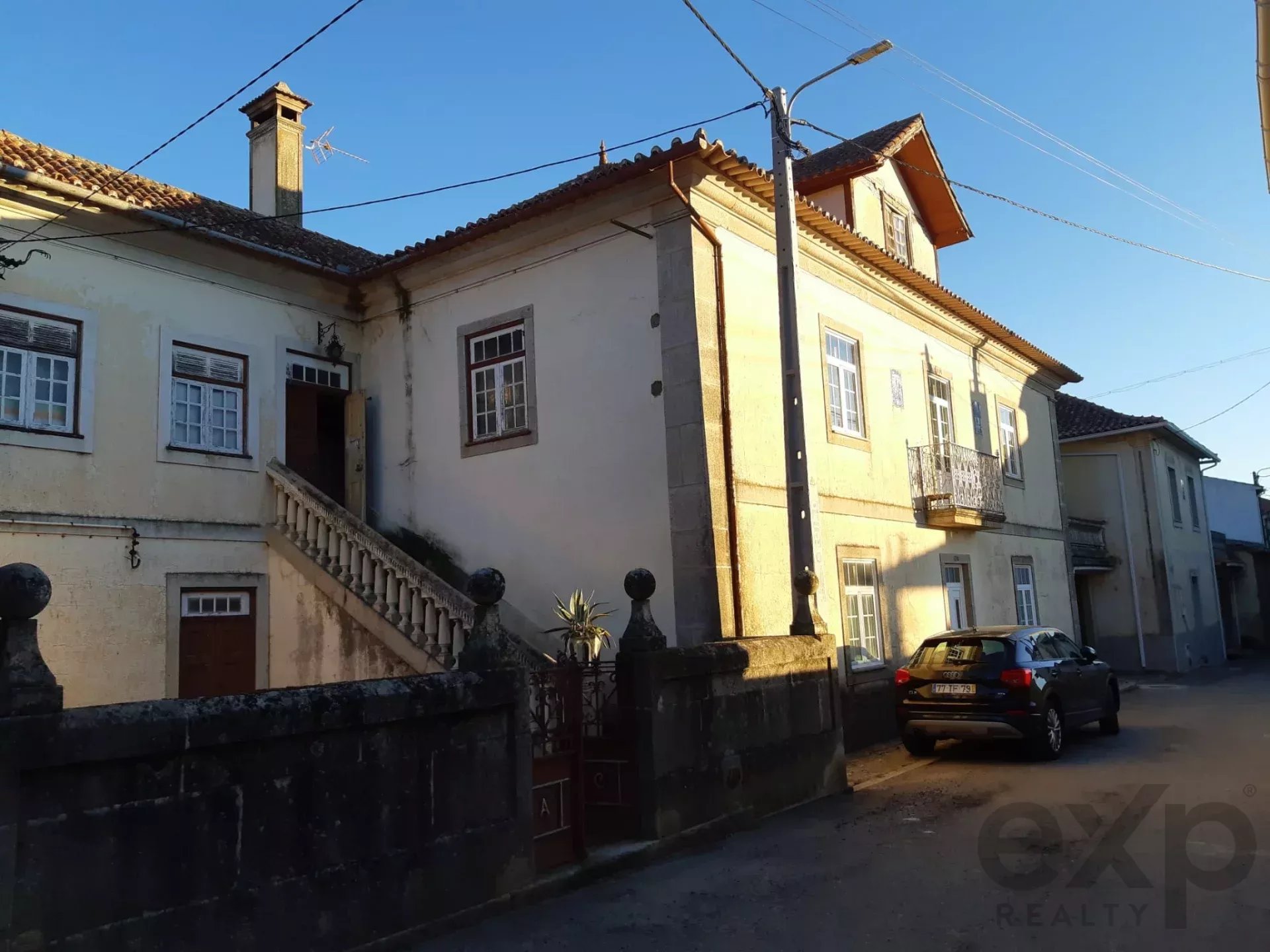 Casa Espaçosa com 4 Quartos em Poiares, Freixo de Espada à Cinta, Bragança