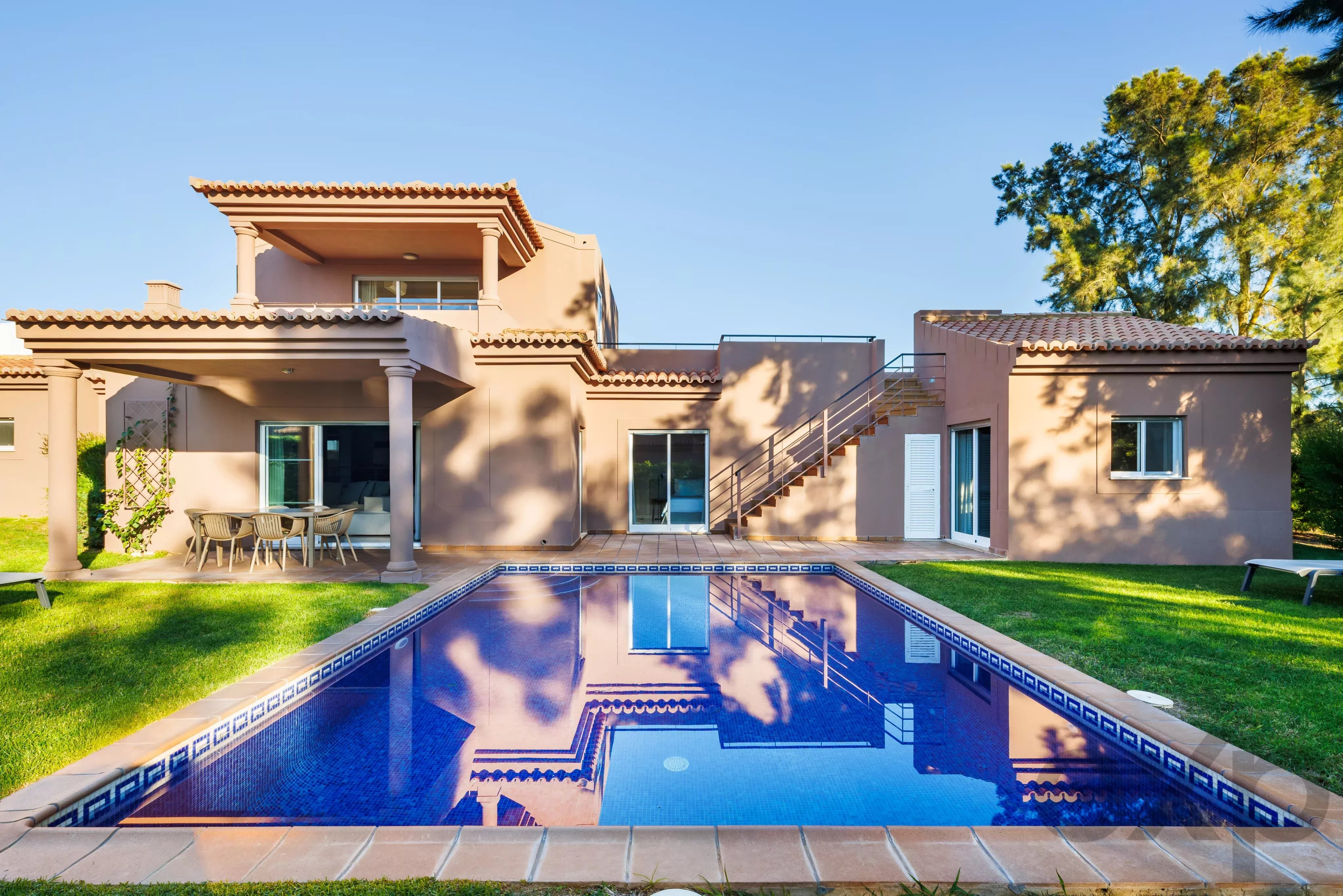 Modern T4 Residence with Private Swimming Pool at Vale da Lapa Resort 86188124 image 28