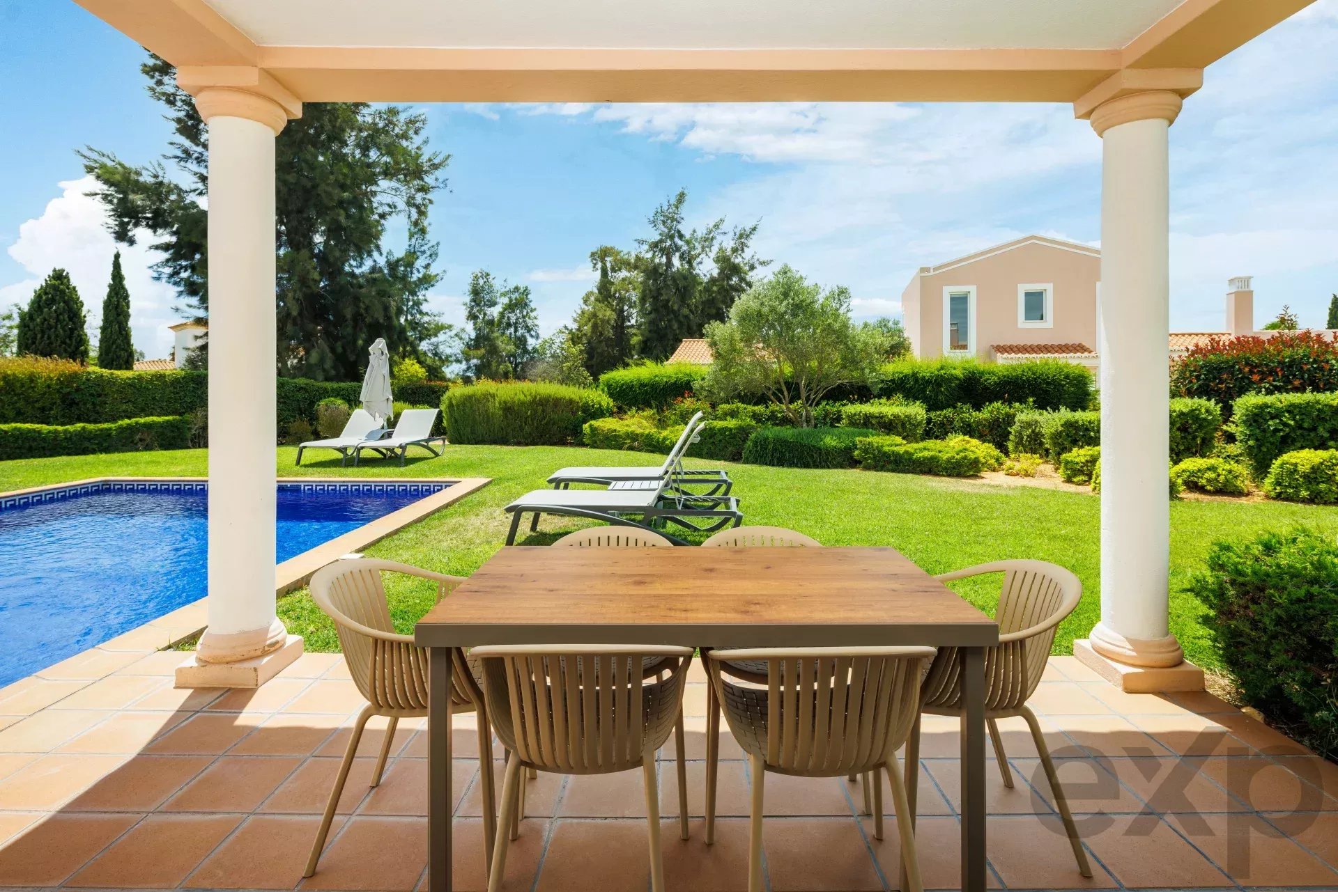 Modern T4 Residence with Private Swimming Pool at Vale da Lapa Resort 86188124 image 16
