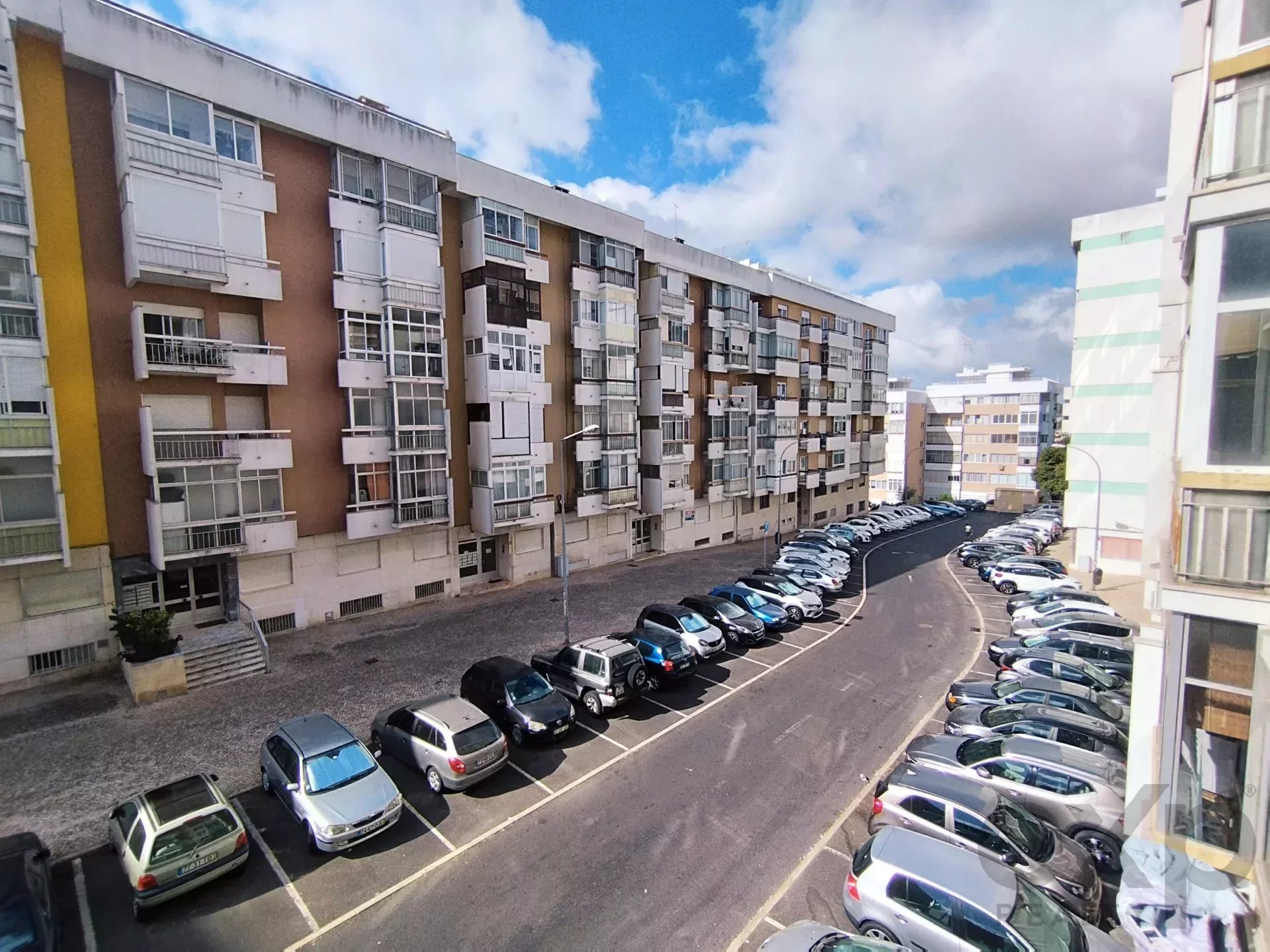 Completely renovated, central two‑bedroom apartment in Oeiras: Comfort, lift and premium location 86191632 image 29