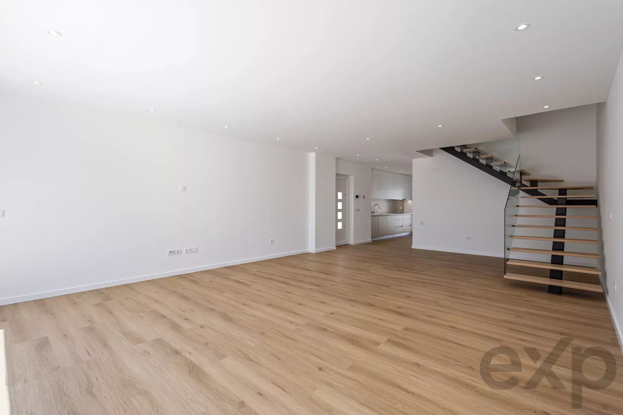 Excellent New 4-Bedroom Villas in Campelos 3