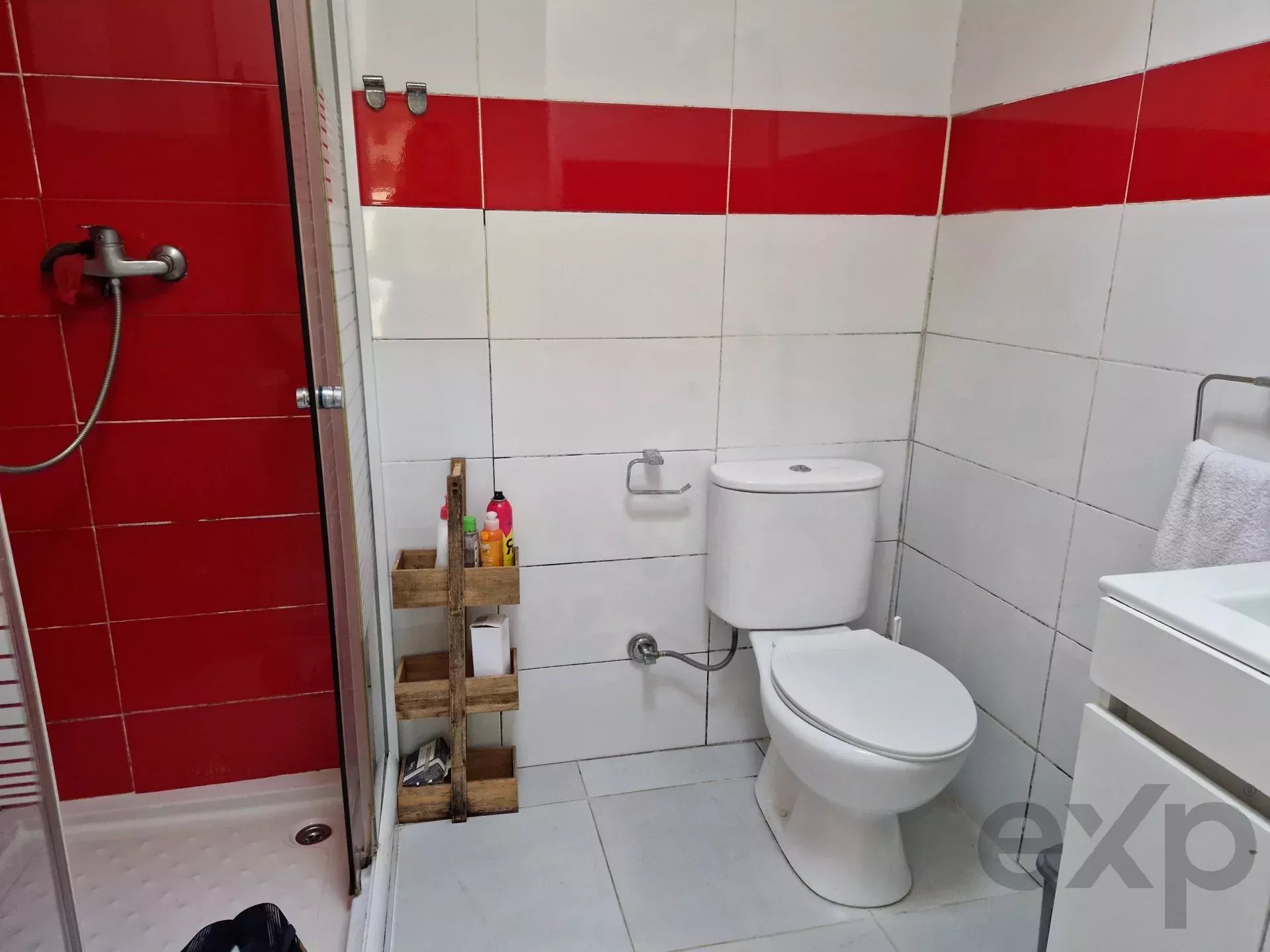 Propriedade com 3 casas -centro Historico-Vila do Conde