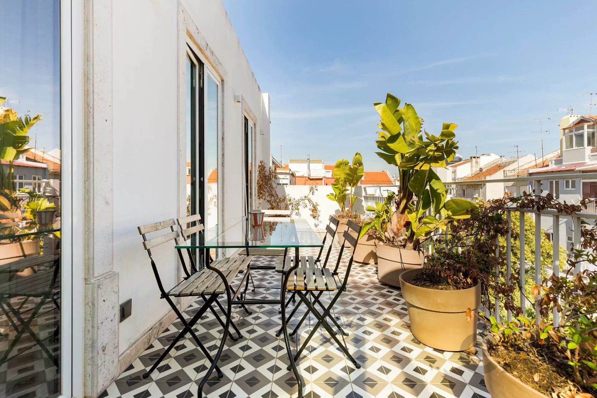Campo de Ourique, two‑bedroom apartment with terrace and shared pool in the building 86358798 image 27