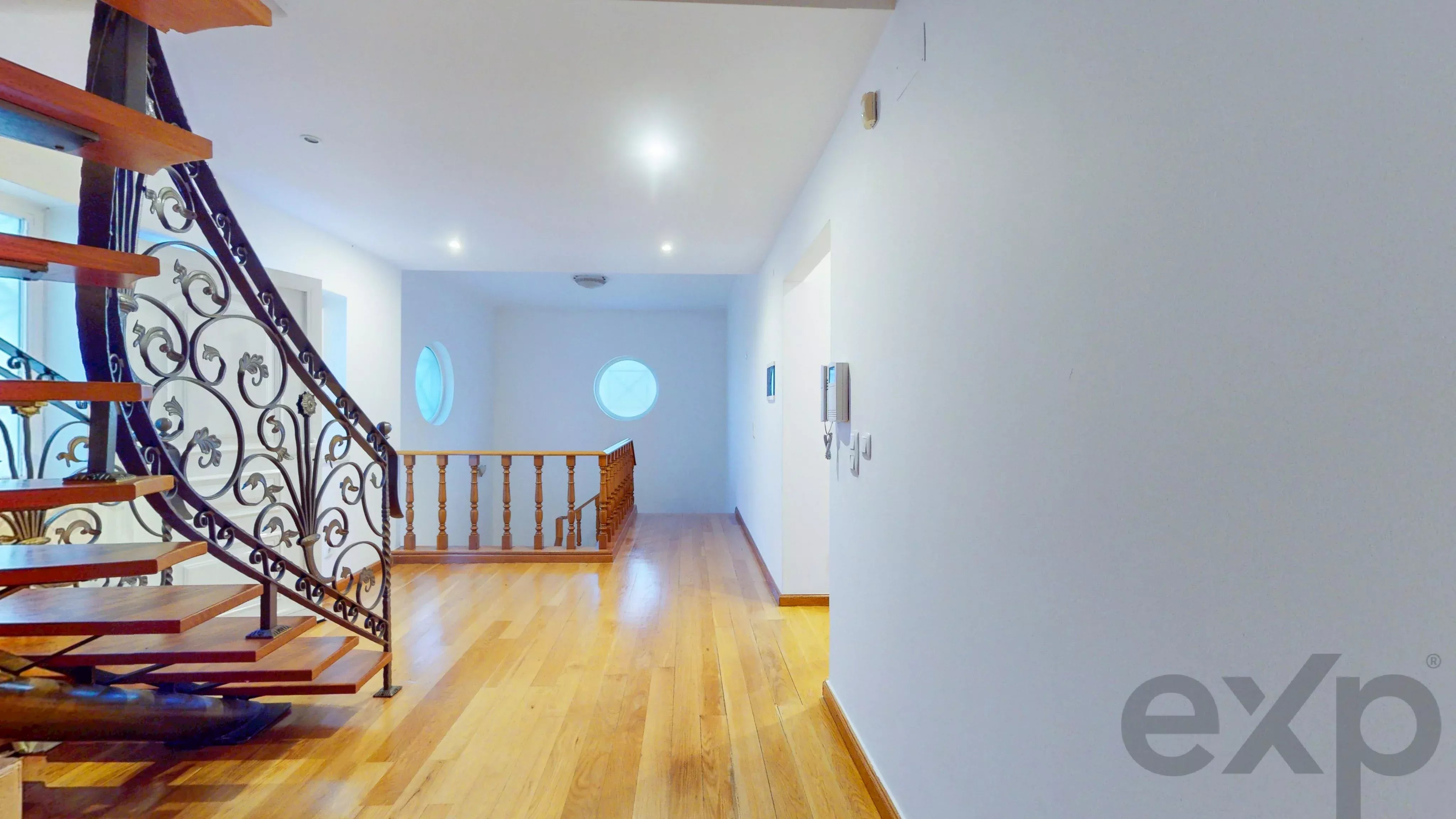 OPPORTUNITY OF THE MONTH: SPACIOUS RESIDENCE AT AN OUTSTANDING PRICE. 86364147 image 21