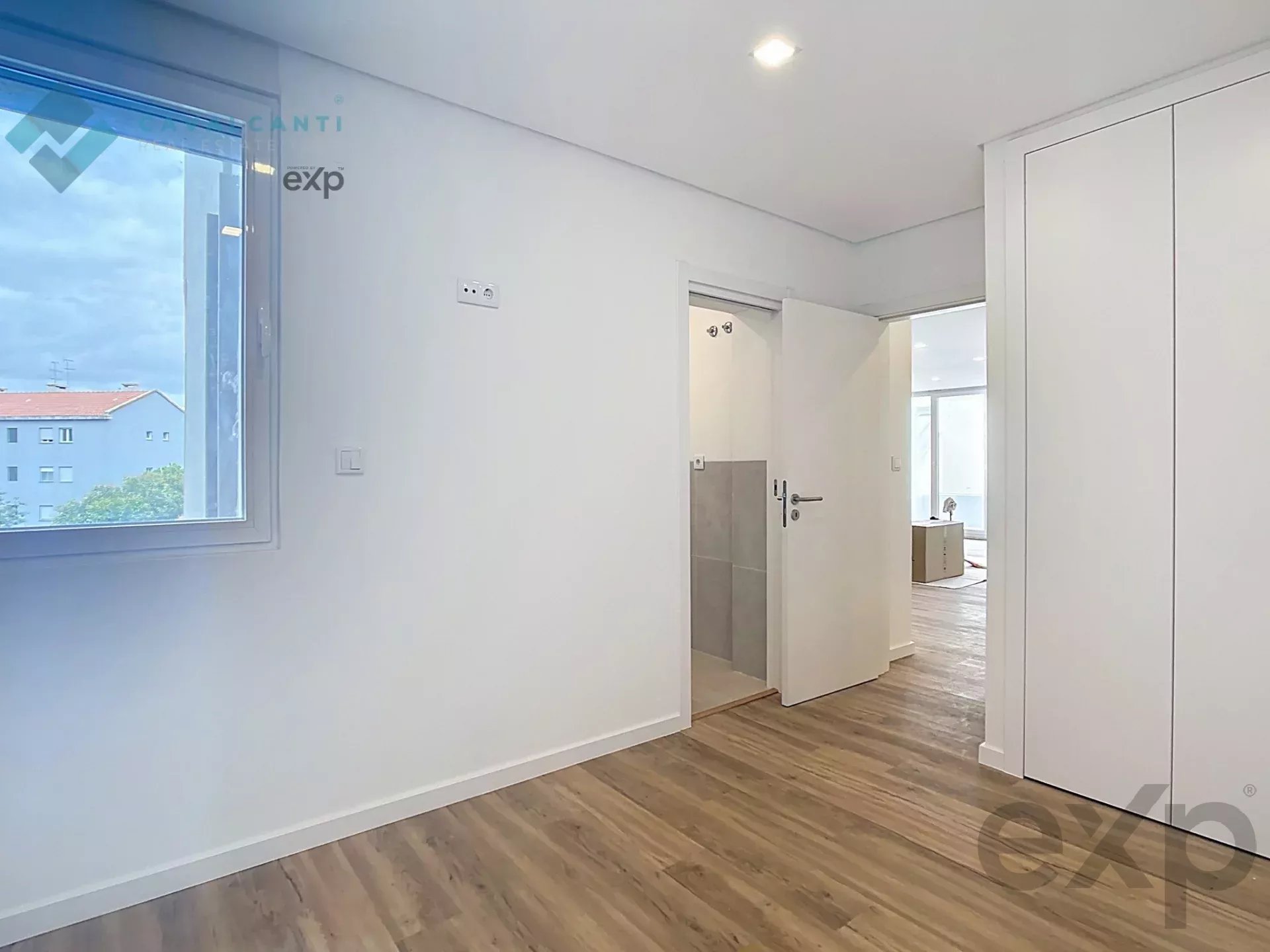 Apartment T4 in the Towers of Alfragide, Ready to Move In 86367300 image 8