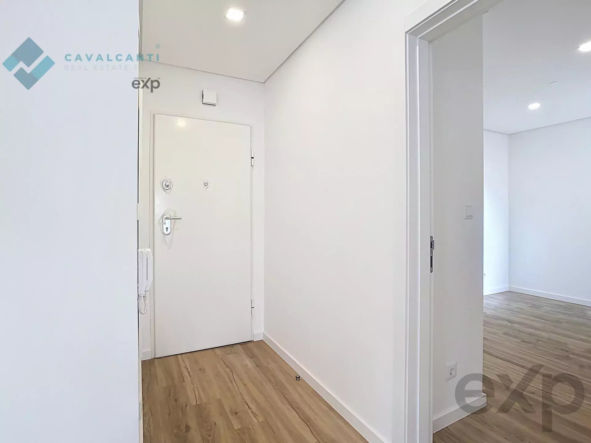 Apartamento T4 nas Torres de Alfragide – Pronto Habitar