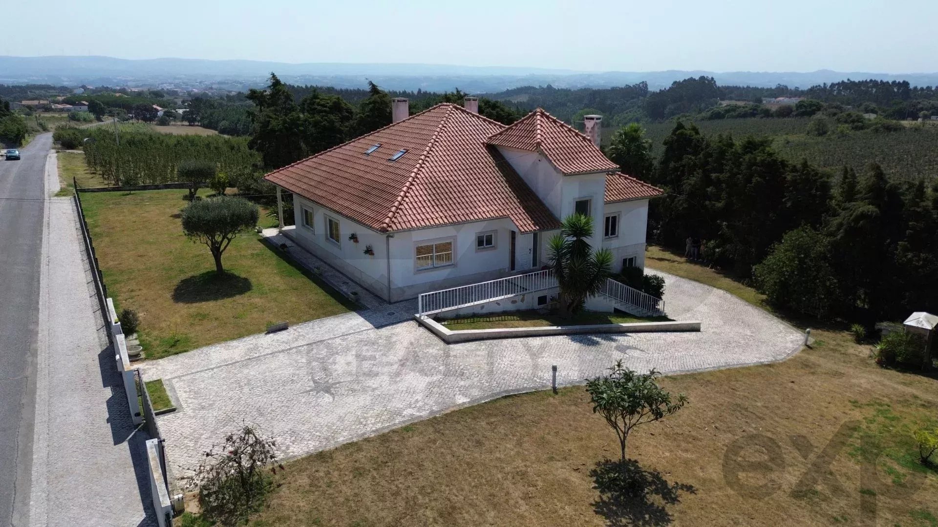 Moradia T5 perto da praia - Bárrio, Alcobaça