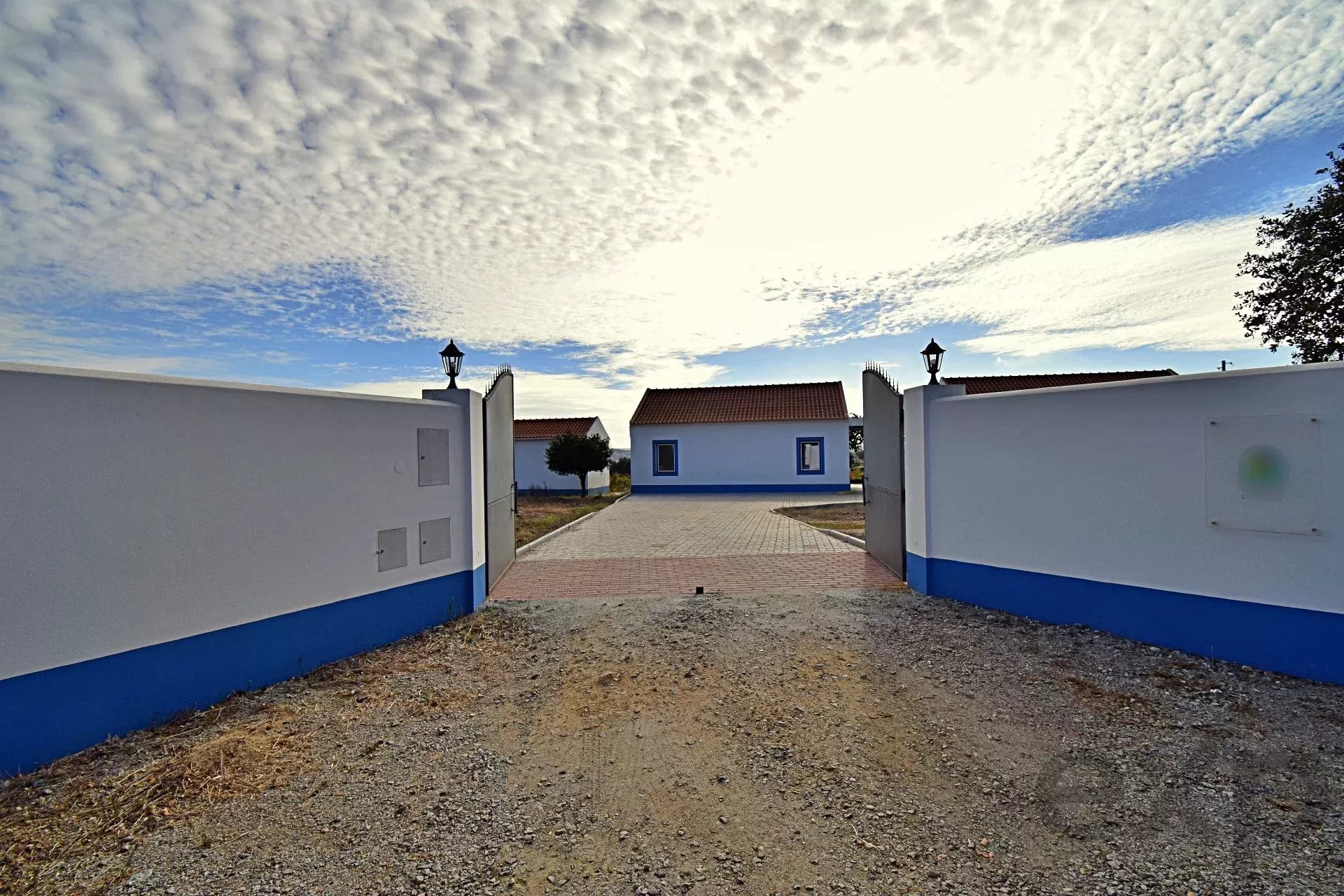 Adega com certificado de Vinho de Denominação de Origem Controlada - Alentejo