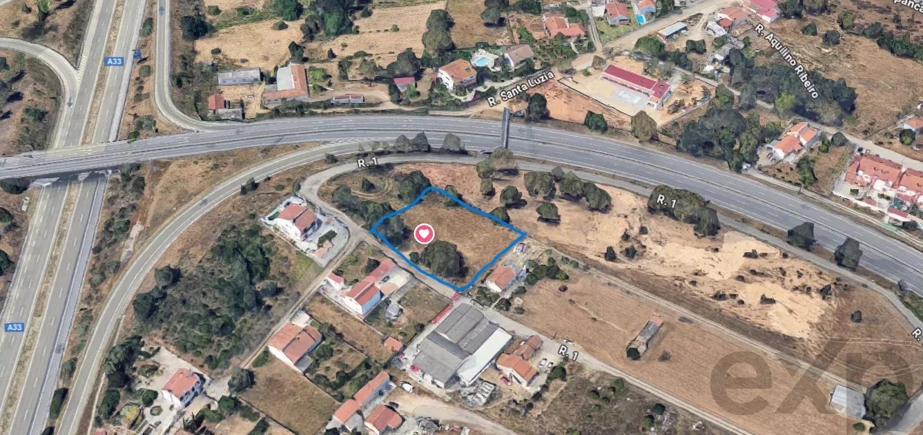 Terreno à Venda em Quinta do Anjo, 1854 m²