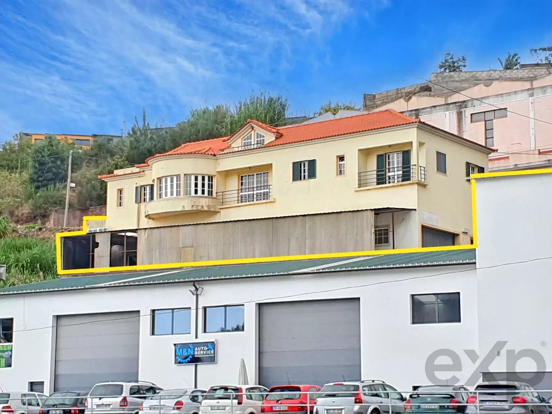 MORADIA ESPAÇOSA + ARMAZÉM - MADEIRA