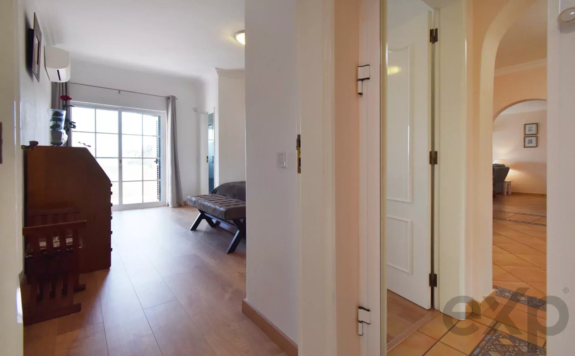 Three‑bedroom house, includes a one‑bedroom annex, swimming pool and garage 86405935 image 22