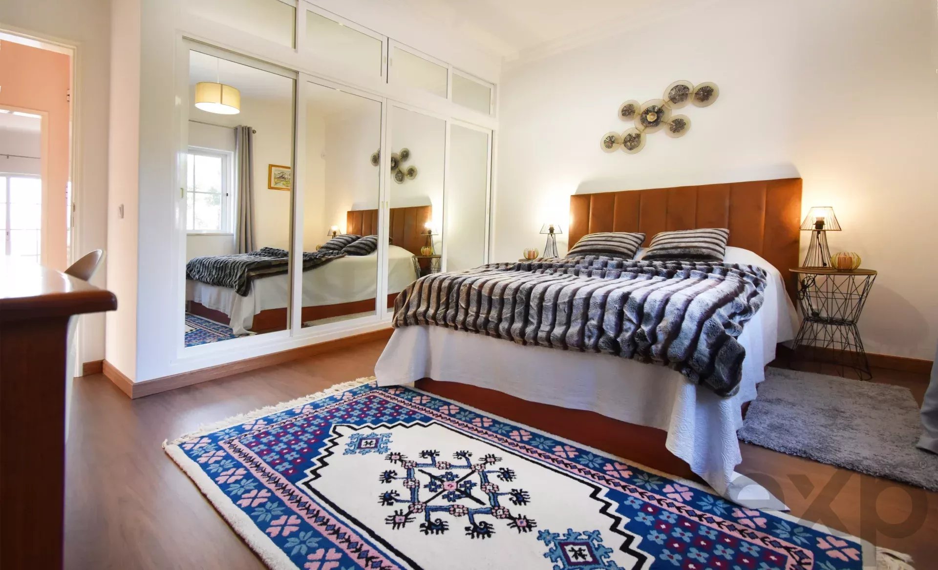 Three‑bedroom house, includes a one‑bedroom annex, swimming pool and garage 86405935 image 37