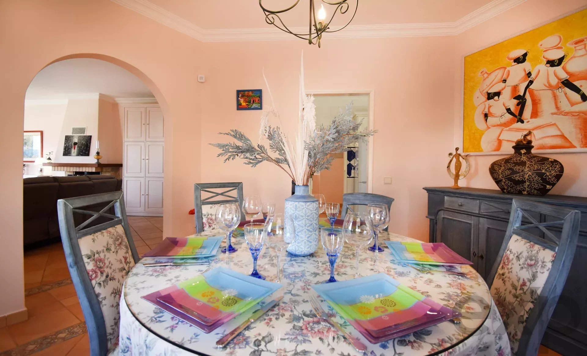 Three‑bedroom house, includes a one‑bedroom annex, swimming pool and garage 86405935 image 17