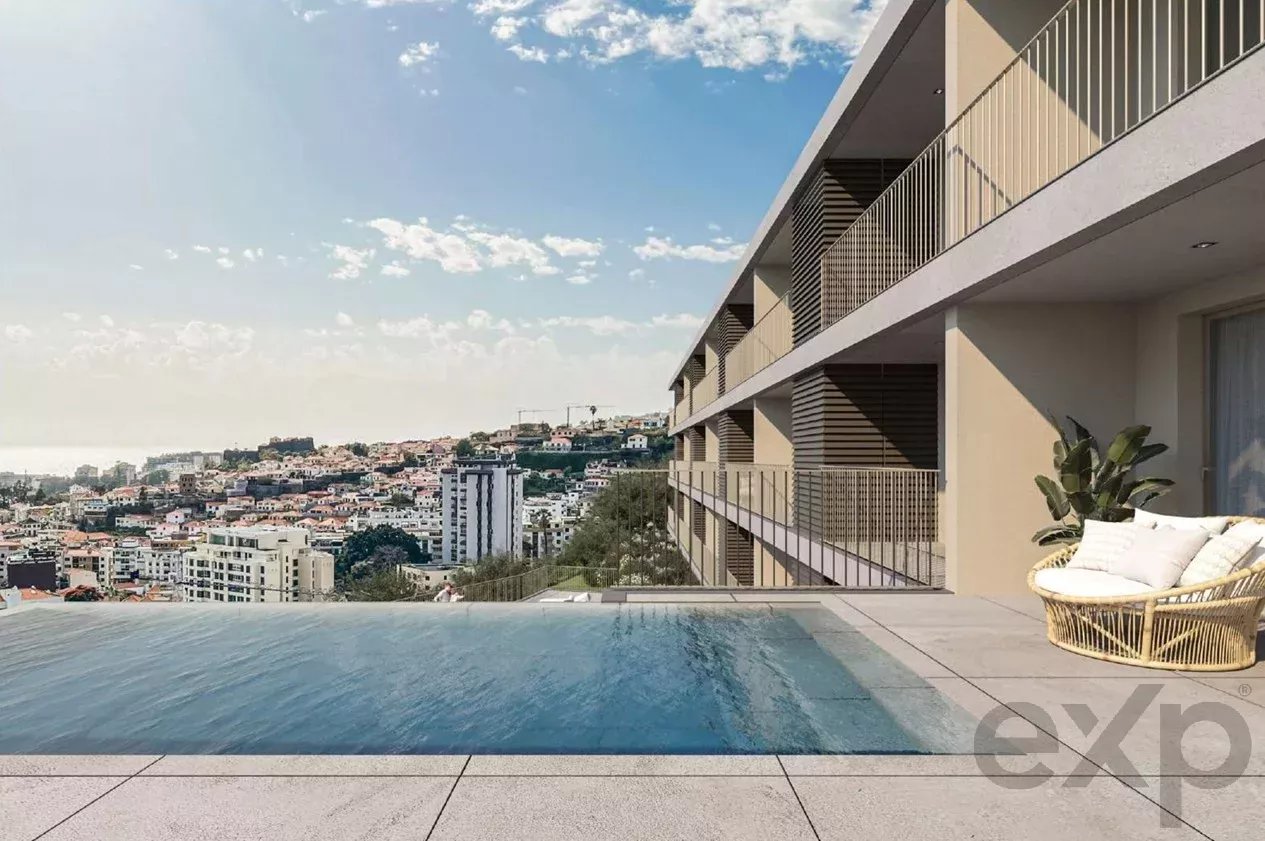 Moradia Torrinha Bay – Elegância, Exclusividade e Vista Mar no Coração do Funchal