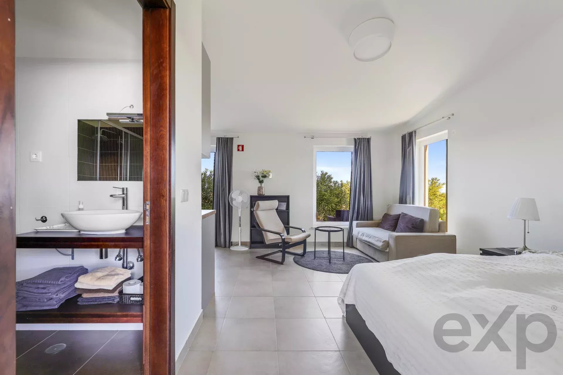 Estate spanning 271 hectares featuring a luxury villa, nine lagoons and additional amenities 86421040 image 33
