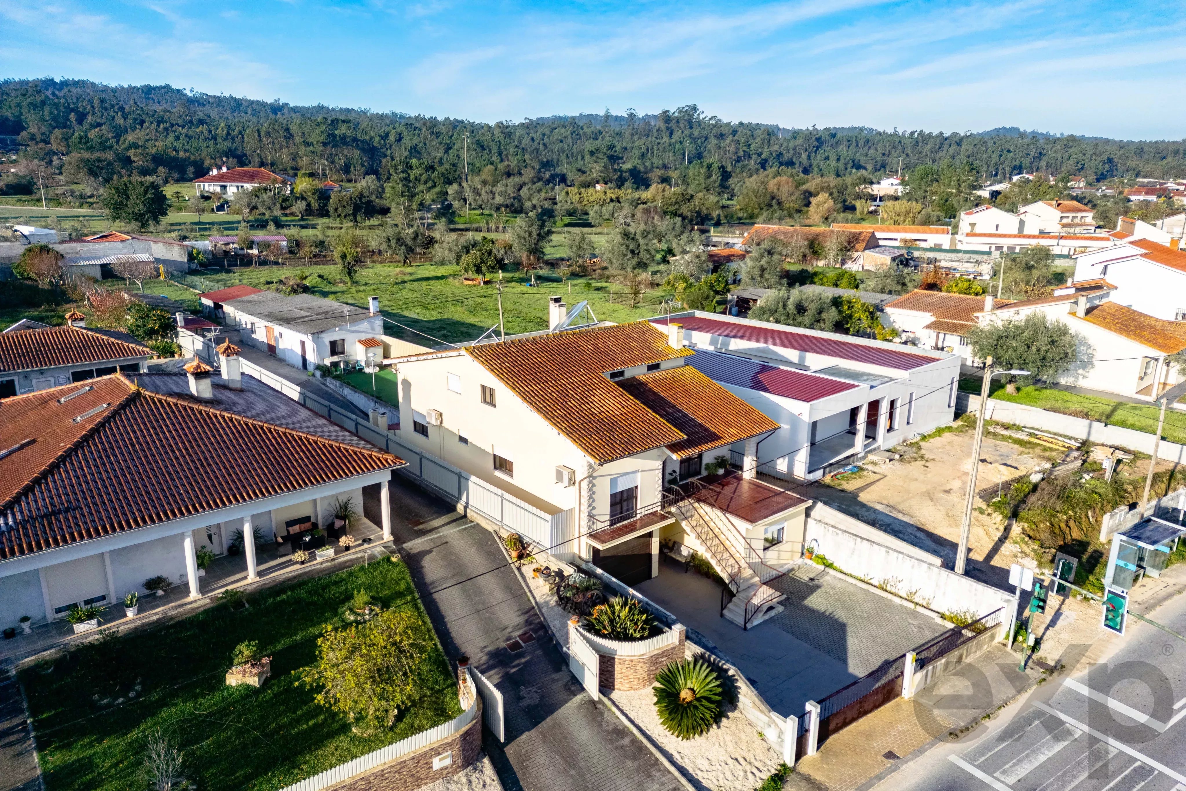 Moradia com Piscina e Jardim Privado em Belide — Espaço, Privacidade e Qualidade de Vida a minutos de Condeixa