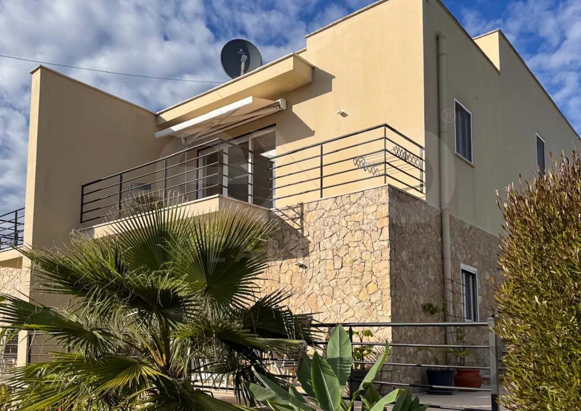 Propriedade excecional com 2 casas + Estúdio com piscina e vista deslumbrante em Aljubarrota