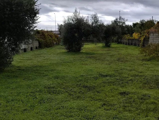 Terreno Residencial de 692 m² à Venda na Comenda