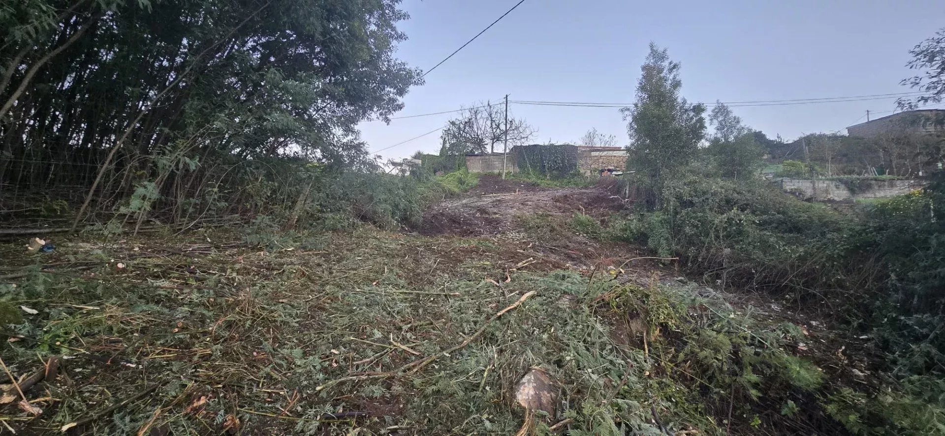 Onde o Sonho Encontra o Espaço Perfeito — Terreno Exclusivo no Coração de Penafiel