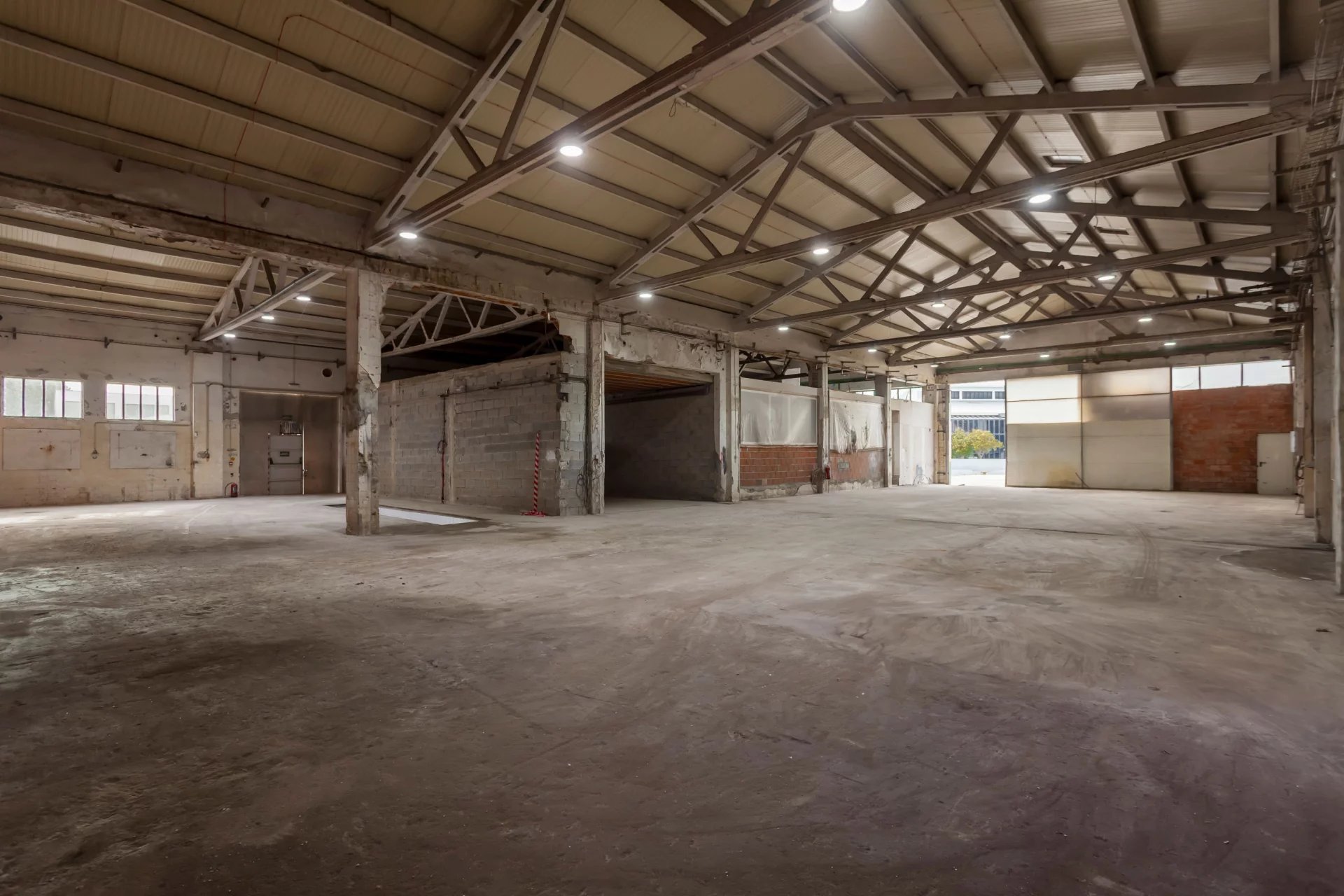 Armazéns for rent in Perafita, Lavra e Santa Cruz do Bispo, Rua das Rosas 188, 4455-263 Perafita, Lavra e Santa Cruz do Bispo, 612 m²