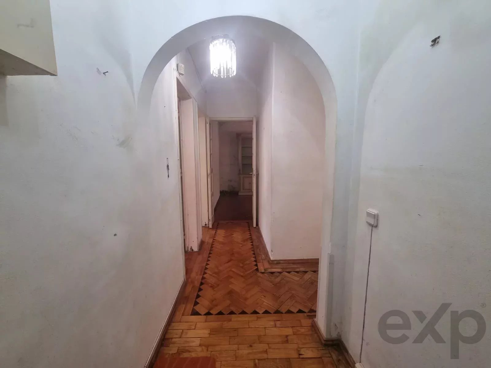 Ground‑floor property comprising two T2 apartments and a common garden 86468104 image 7