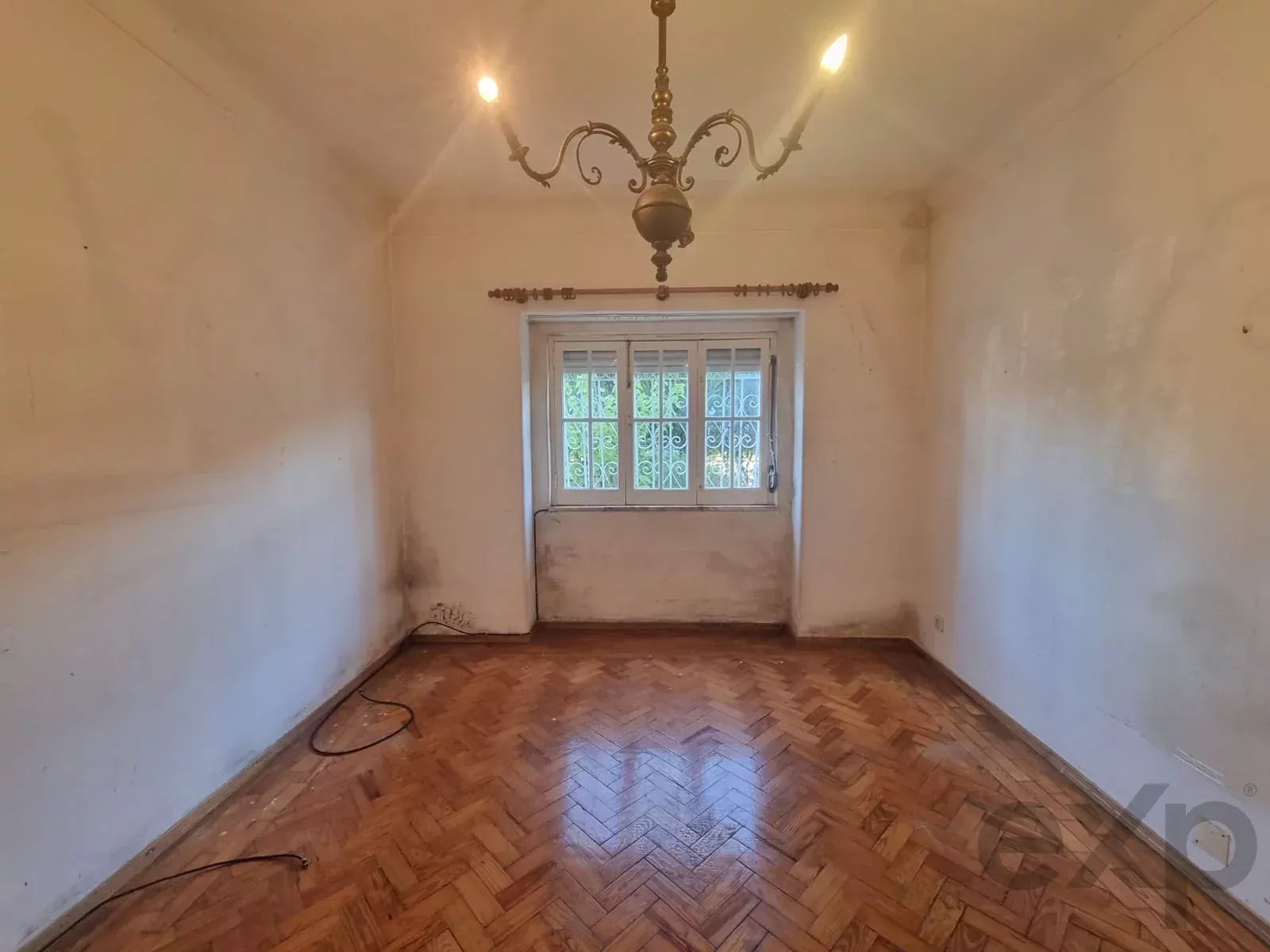 Ground‑floor property comprising two T2 apartments and a common garden 86468104 image 14