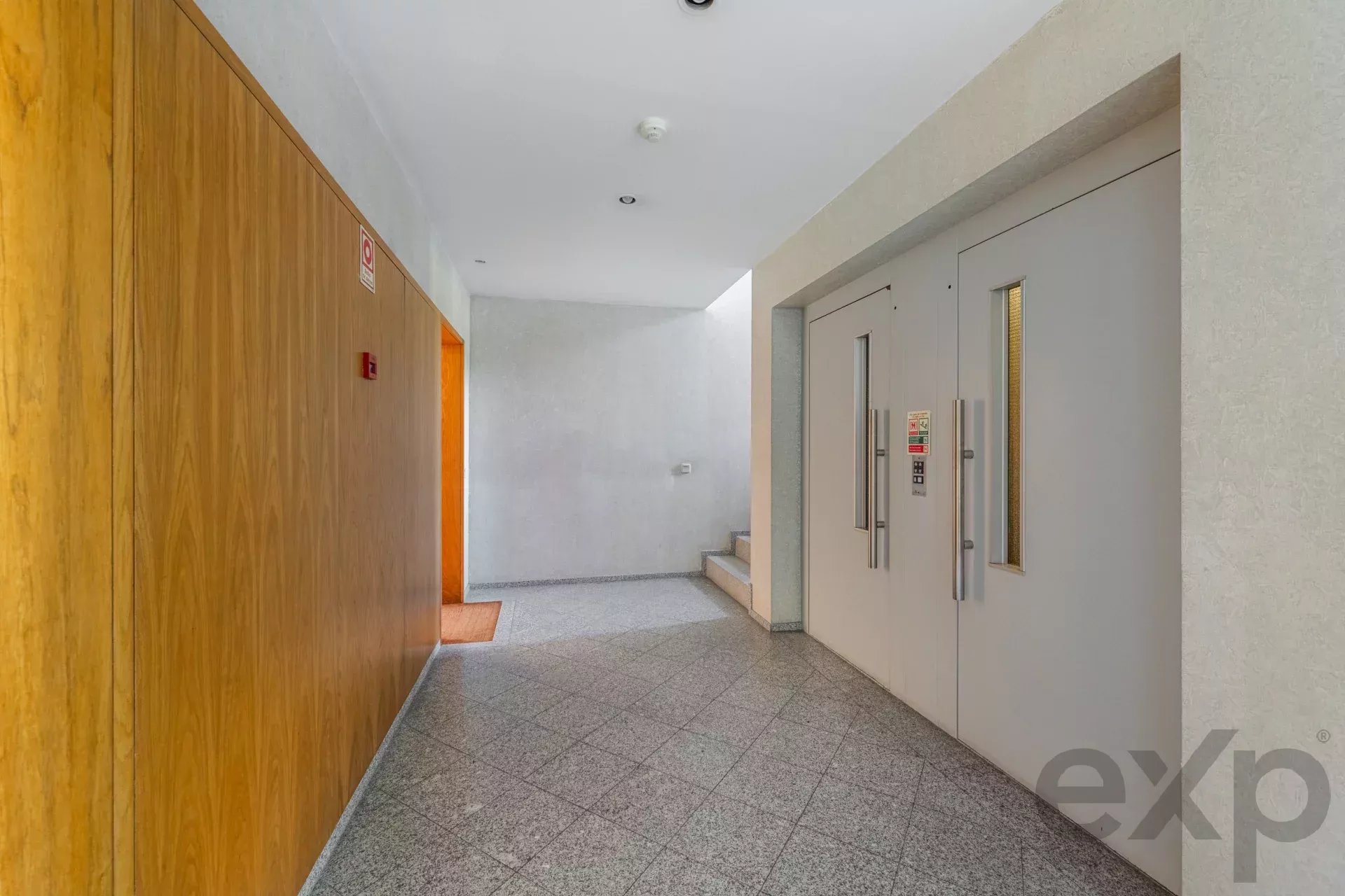 Apartamento à venda em Porto, Rua Pintor César Abbot, 4000-000 Porto, 178 m²