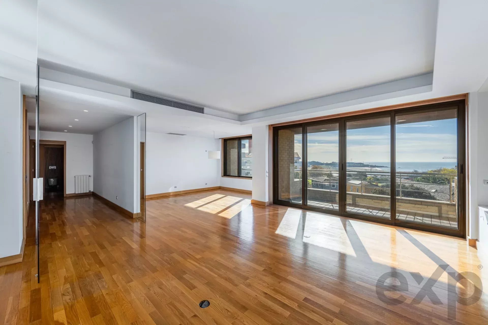 Apartamento à venda em Porto, Rua Pintor César Abbot, 4000-000 Porto, 178 m²