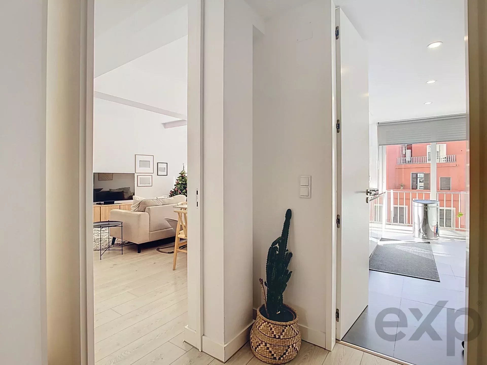 Elegant T3 apartment with balcony and parking, Campolide, Lisbon 86512289 image 3