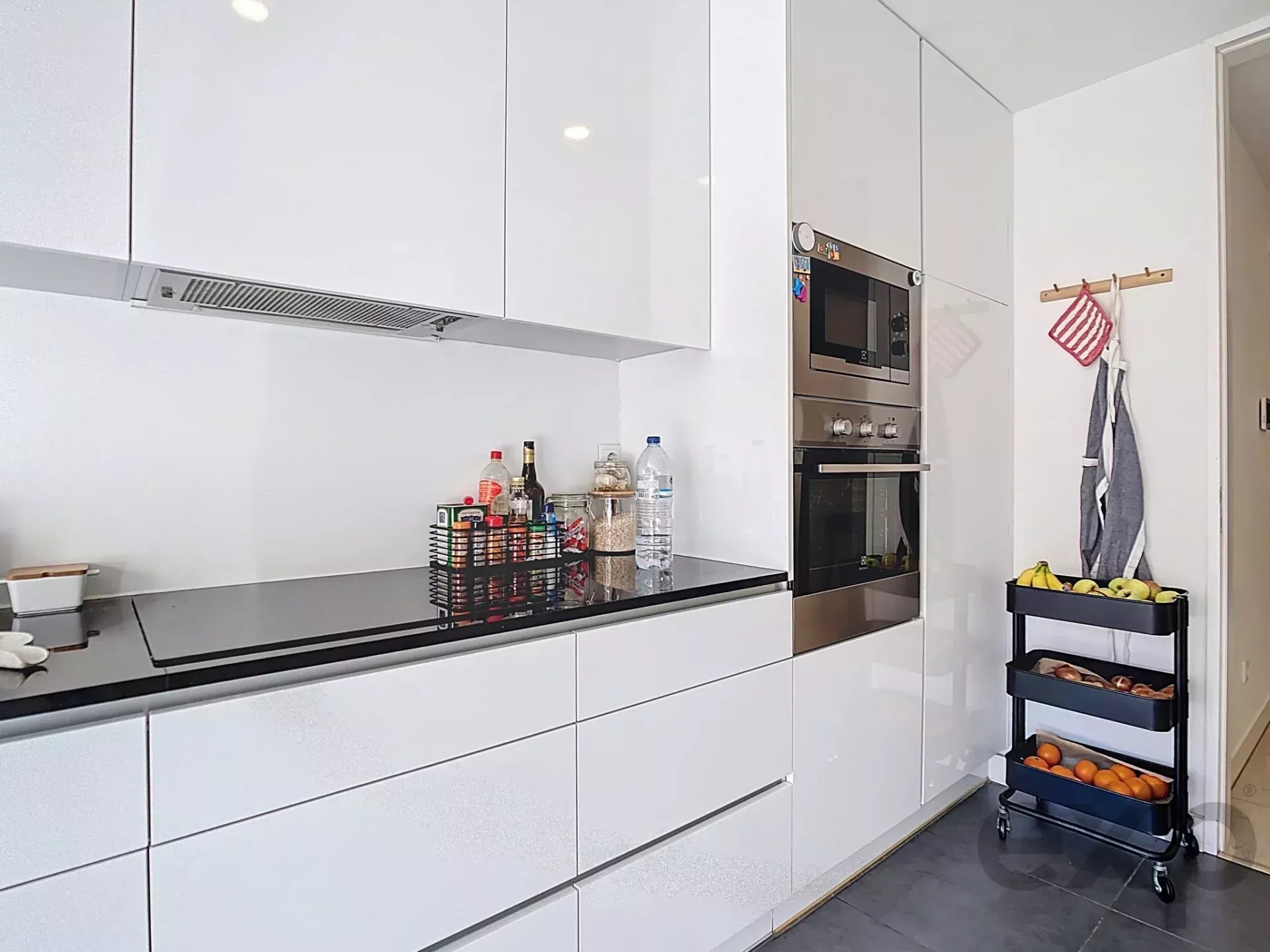 Elegant T3 apartment with balcony and parking, Campolide, Lisbon 86512289 image 13