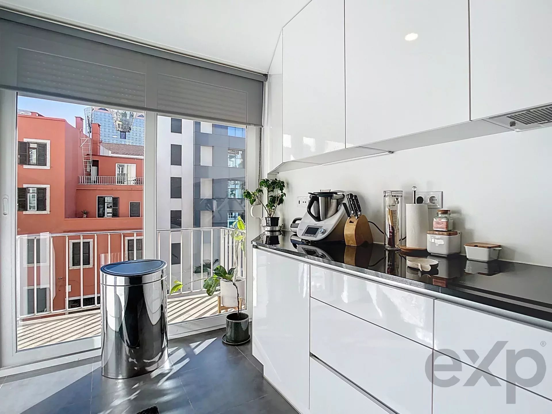 Elegant T3 apartment with balcony and parking, Campolide, Lisbon 86512289 image 14