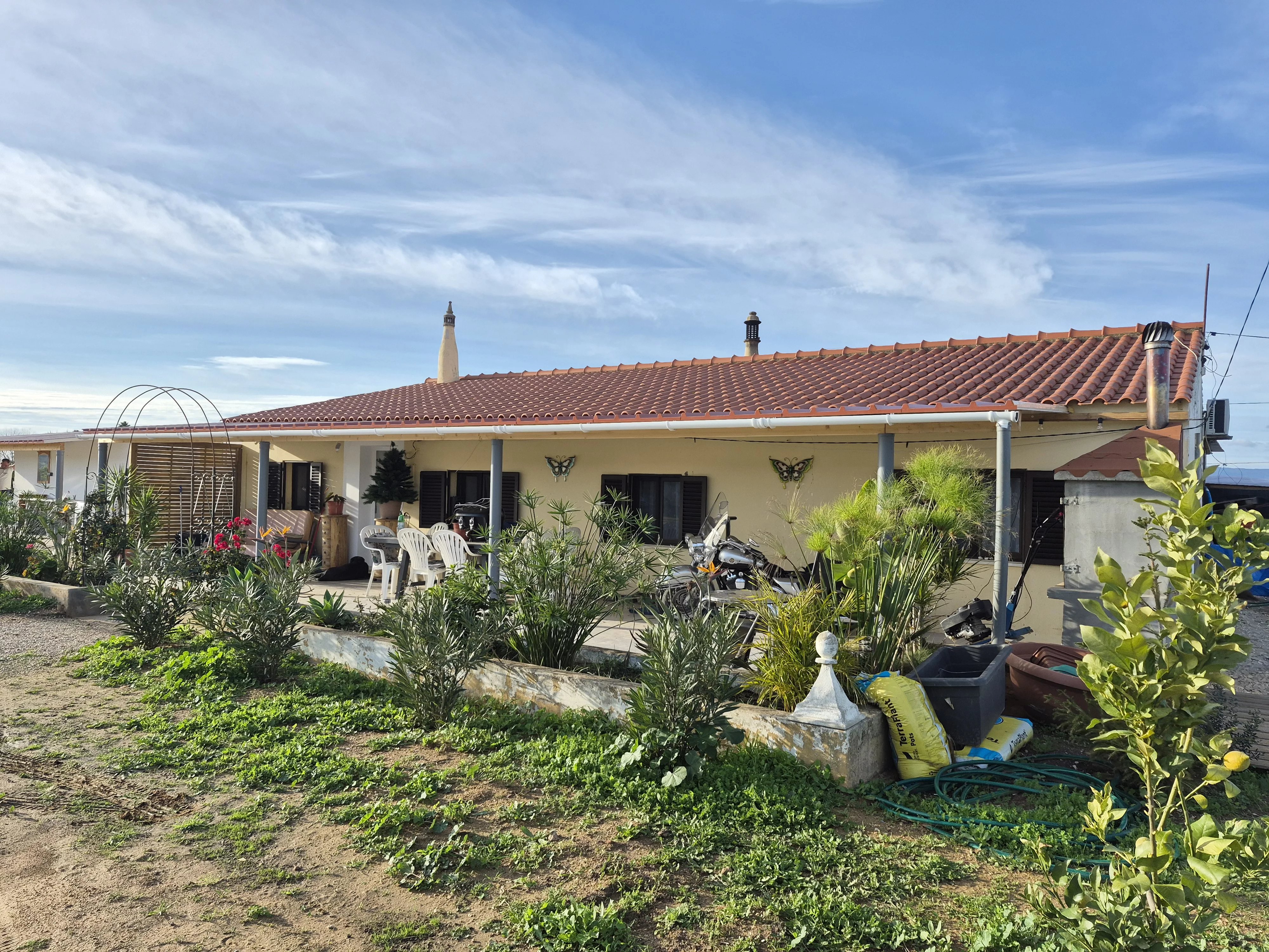 Residential House for sale in Porches, 245 m²