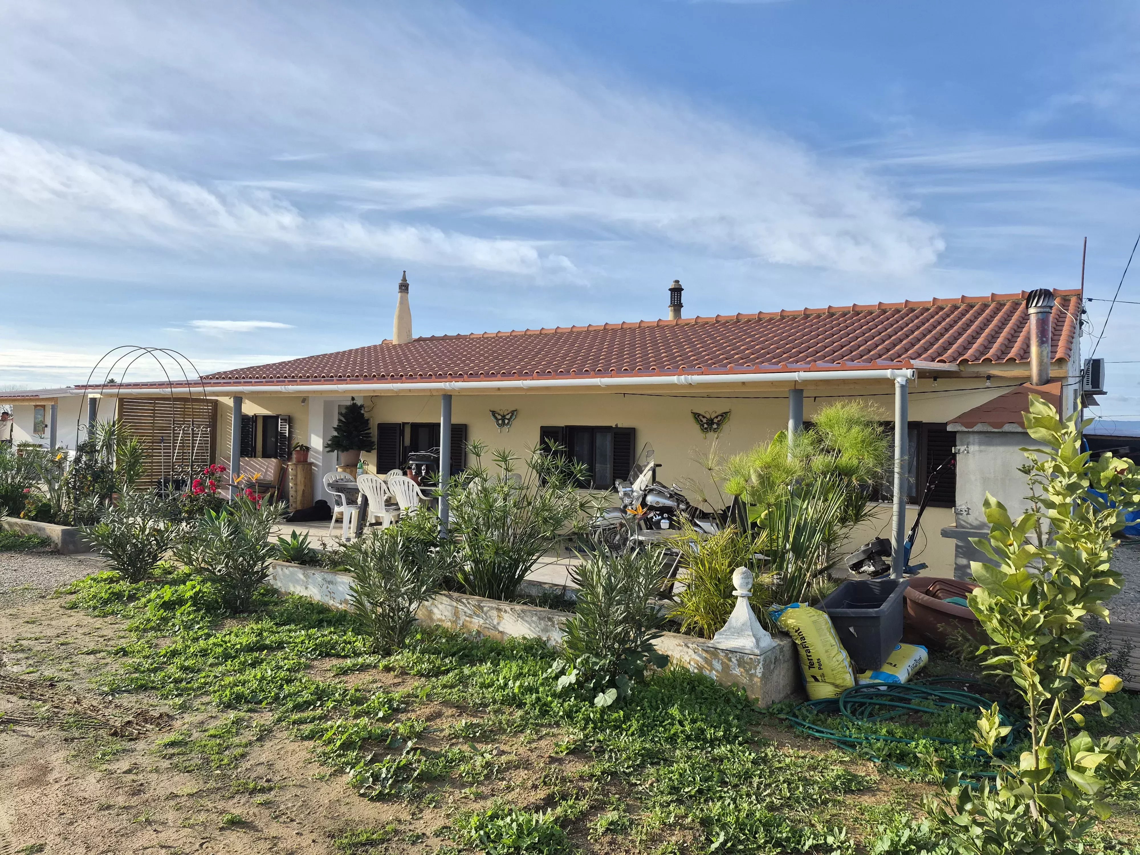 Quinta renovada idealmente localizada, no meio da natureza.