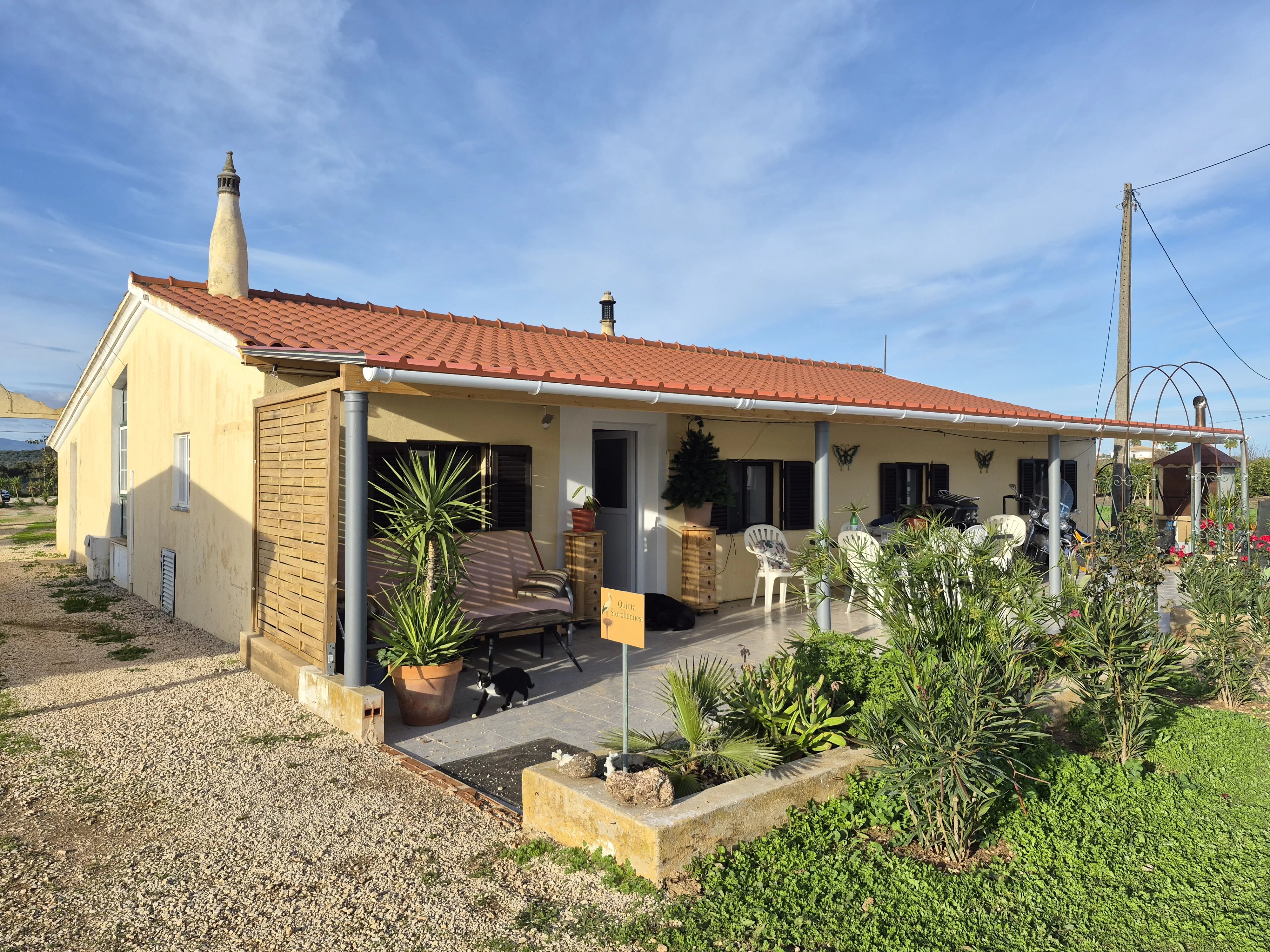 Residential House for sale in Porches, 245 m²