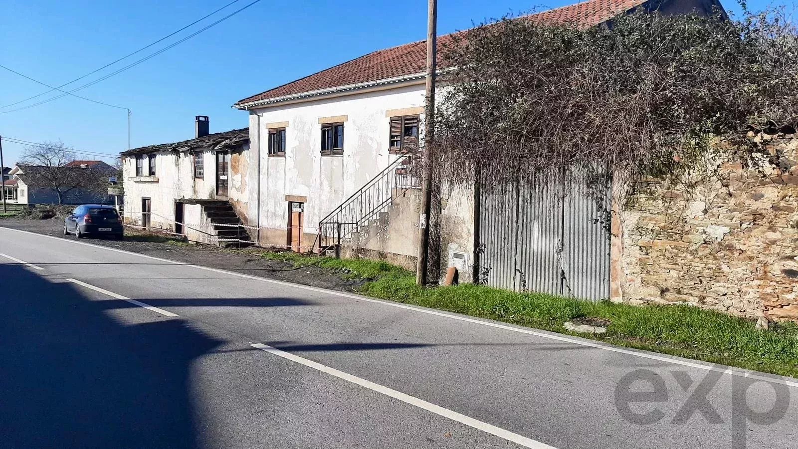 Quinta com Casa histórica T6 e 5.600 m² de Terreno – Ideal para Restaurante ou Turismo | Vale de Nogueira – Bragança