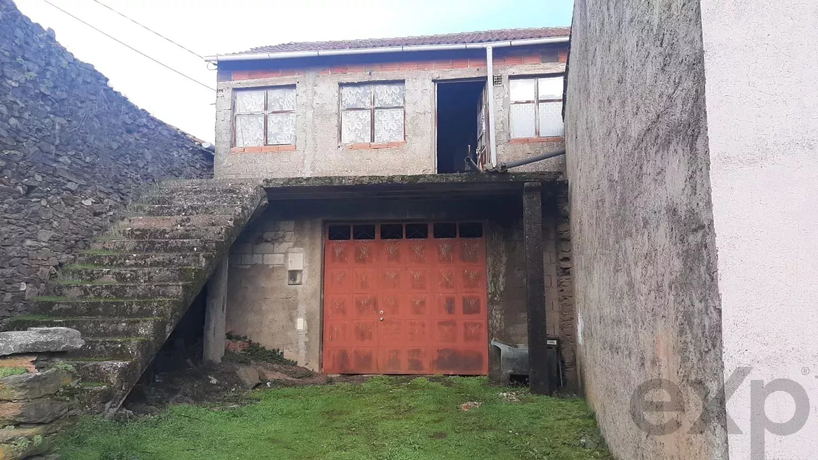 Moradia T3 em Macedo do Mato, Bragança