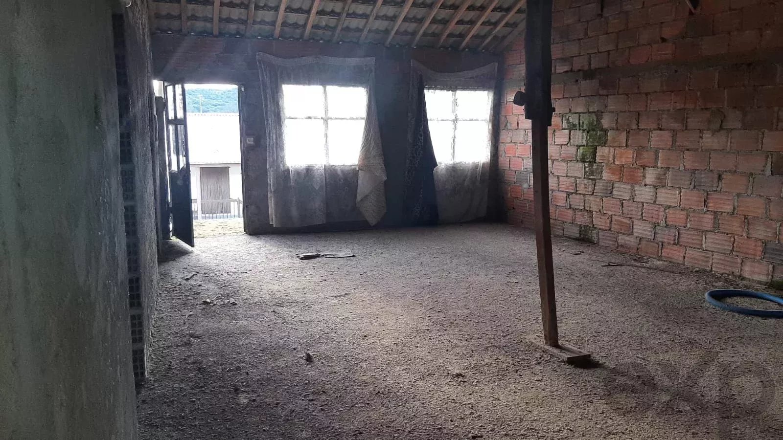 Moradia T3 em Macedo do Mato, Bragança