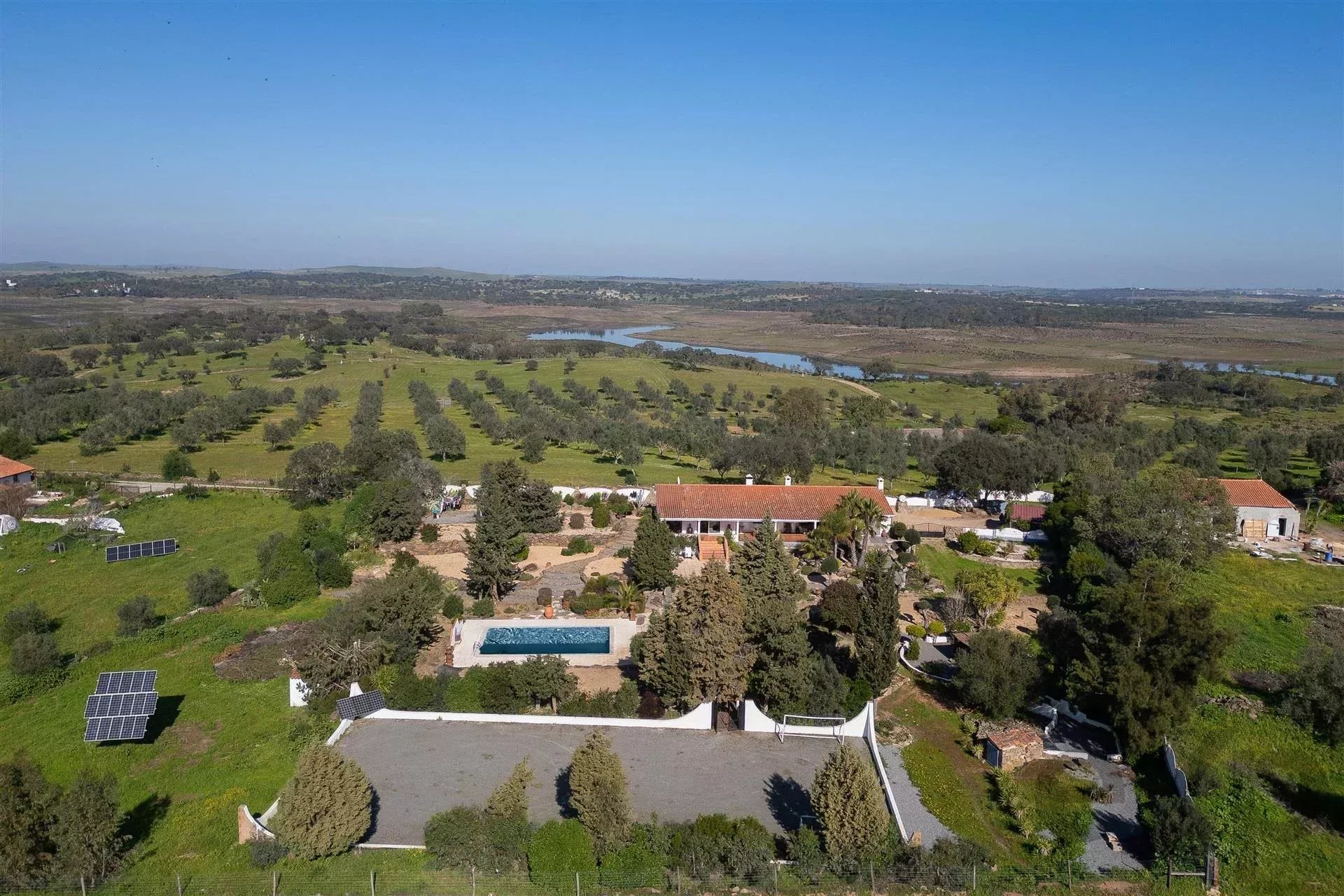 Private property, Equine Centre 86637172 image 1