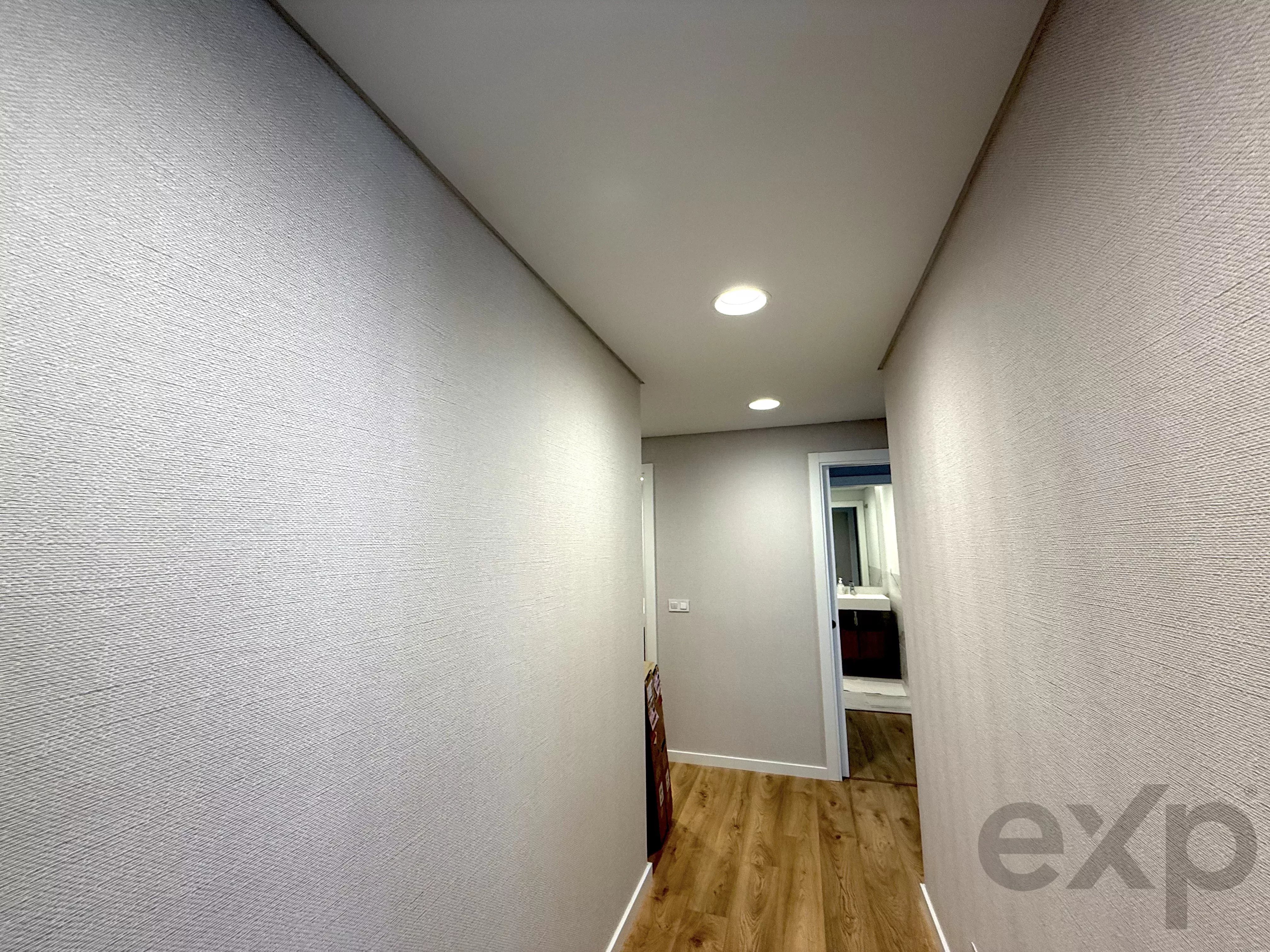 T2 SUITE, POOL, BALCONY, GARAGE 86647813 image 14