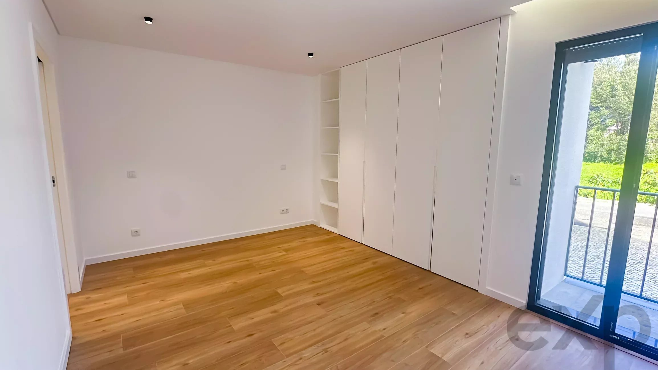 Modern Apartment in Alcabideche: Comfort and Technology 86651580 image 36