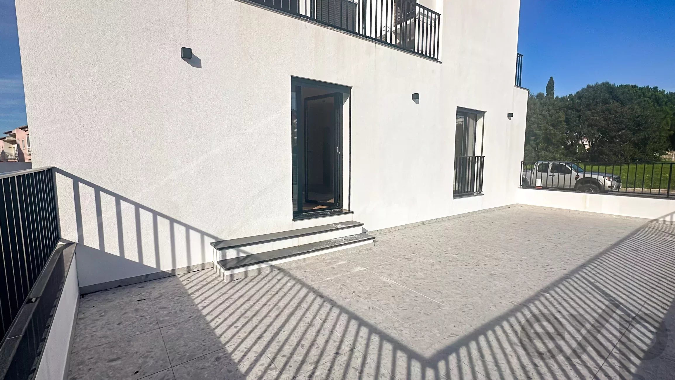 Modern Apartment in Alcabideche: Comfort and Technology 86651580 image 33